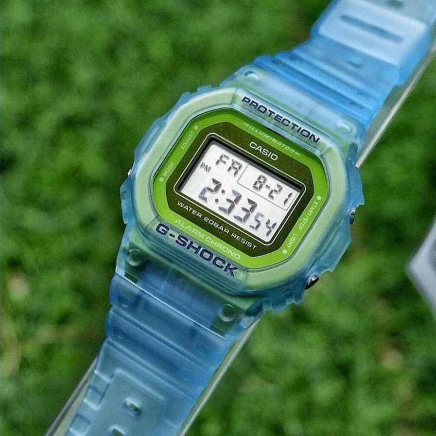 【CASIO 卡西歐】G-SHOCK 戶外旅行 極限運動 多功能耐衝擊 電子錶 手錶 DW-5600LS-2