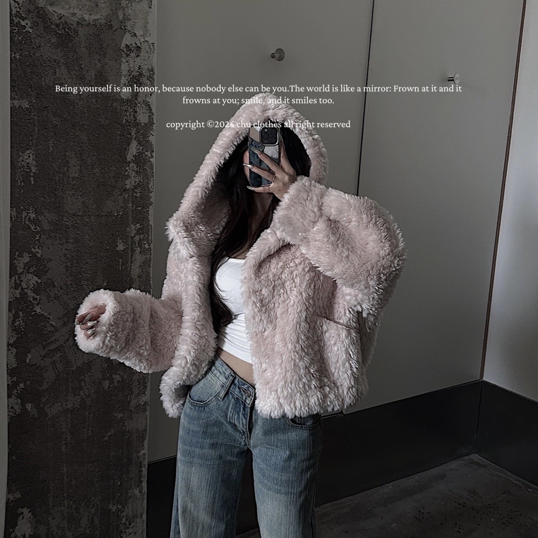 直接愛到拉布訂製！限定嫩嬰粉，巨顯白又超柔順的泰迪毛毛外套（還有大帽子.ᐟ.ᐟ）