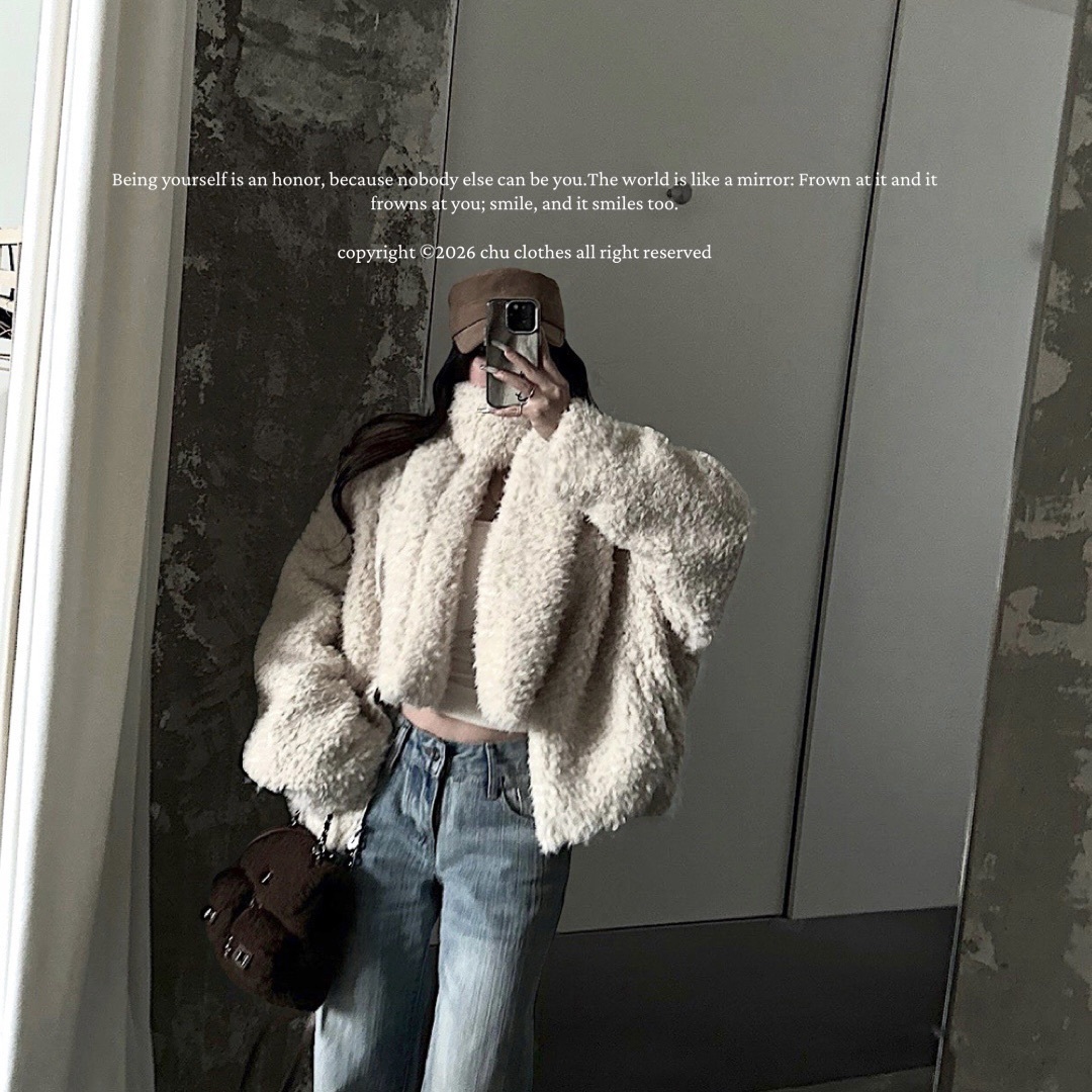 全員自留.拉鍊超絲滑的厚毛外套，搭配圍巾超高級。（細節控會愛的內襯）