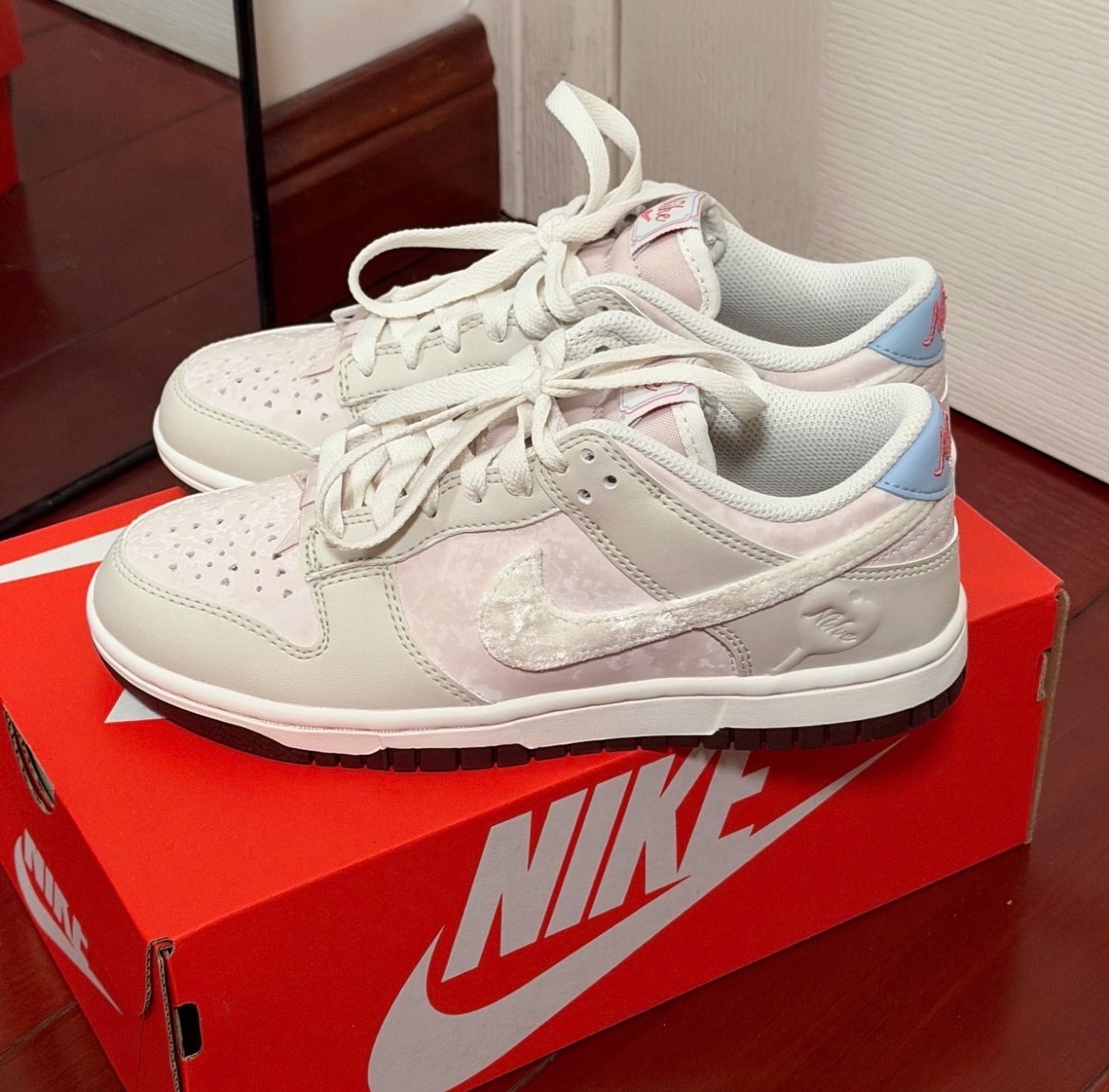 Nike Dunk Low Valentine‘s Day (2026)情人節限定 IQ1145-610