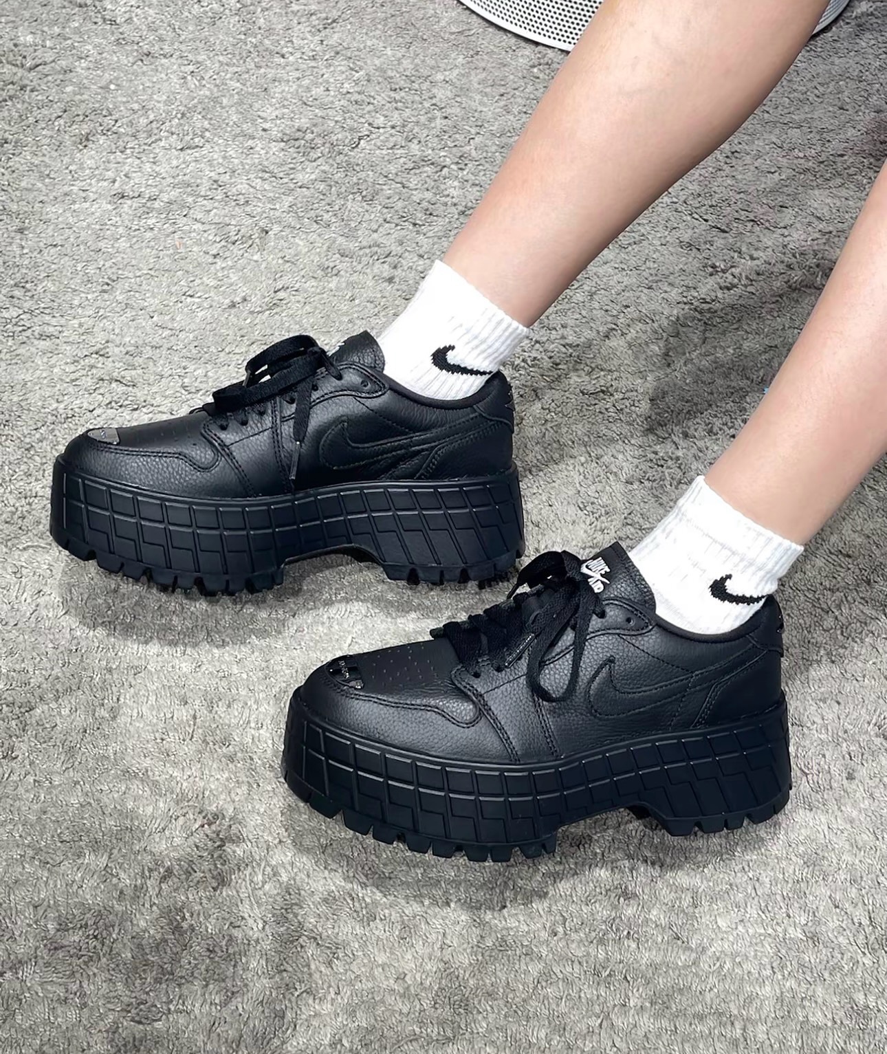 Nike Air Jordan 1 Brooklyn Low Triple Black HF3184-001