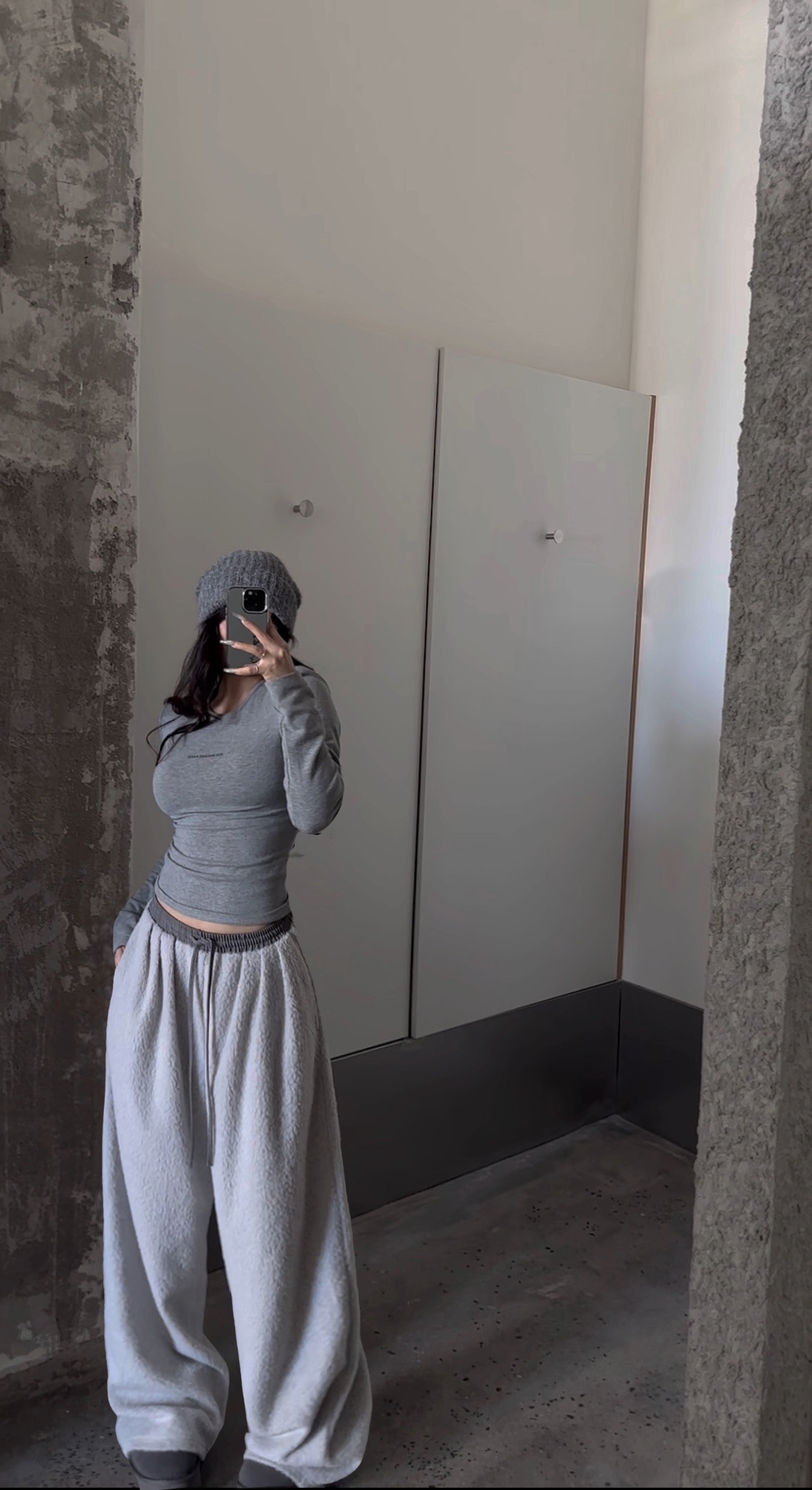 暖心霜糖，超細膩羊絨拼接撞色垂感寬褲（細節控會愛!有內襯不扎膚）