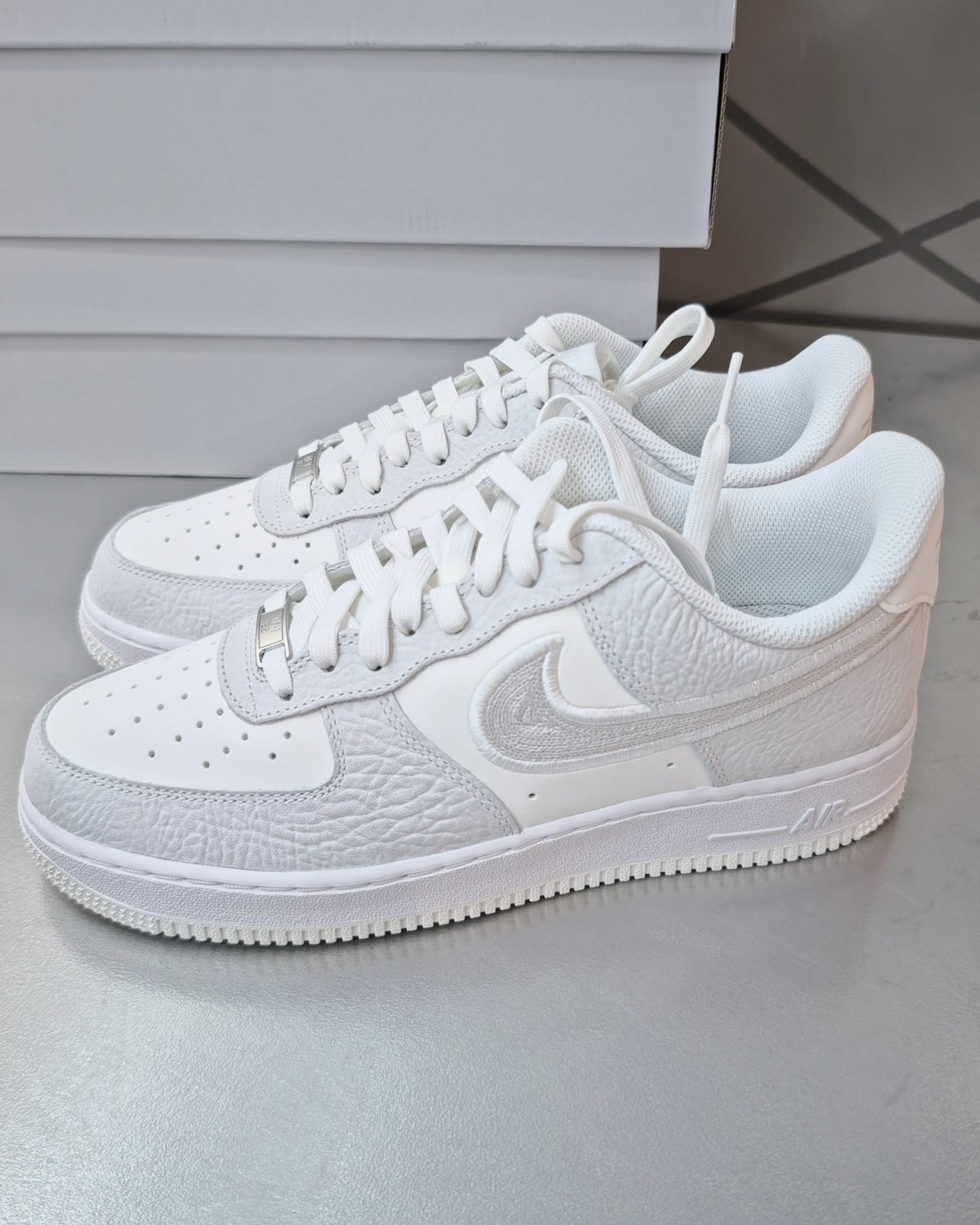 Nike Air Force 1 Low "Summit White" 灰白 刺繡 大理石紋 磨砂皮革拼接 低筒休閒鞋 男鞋