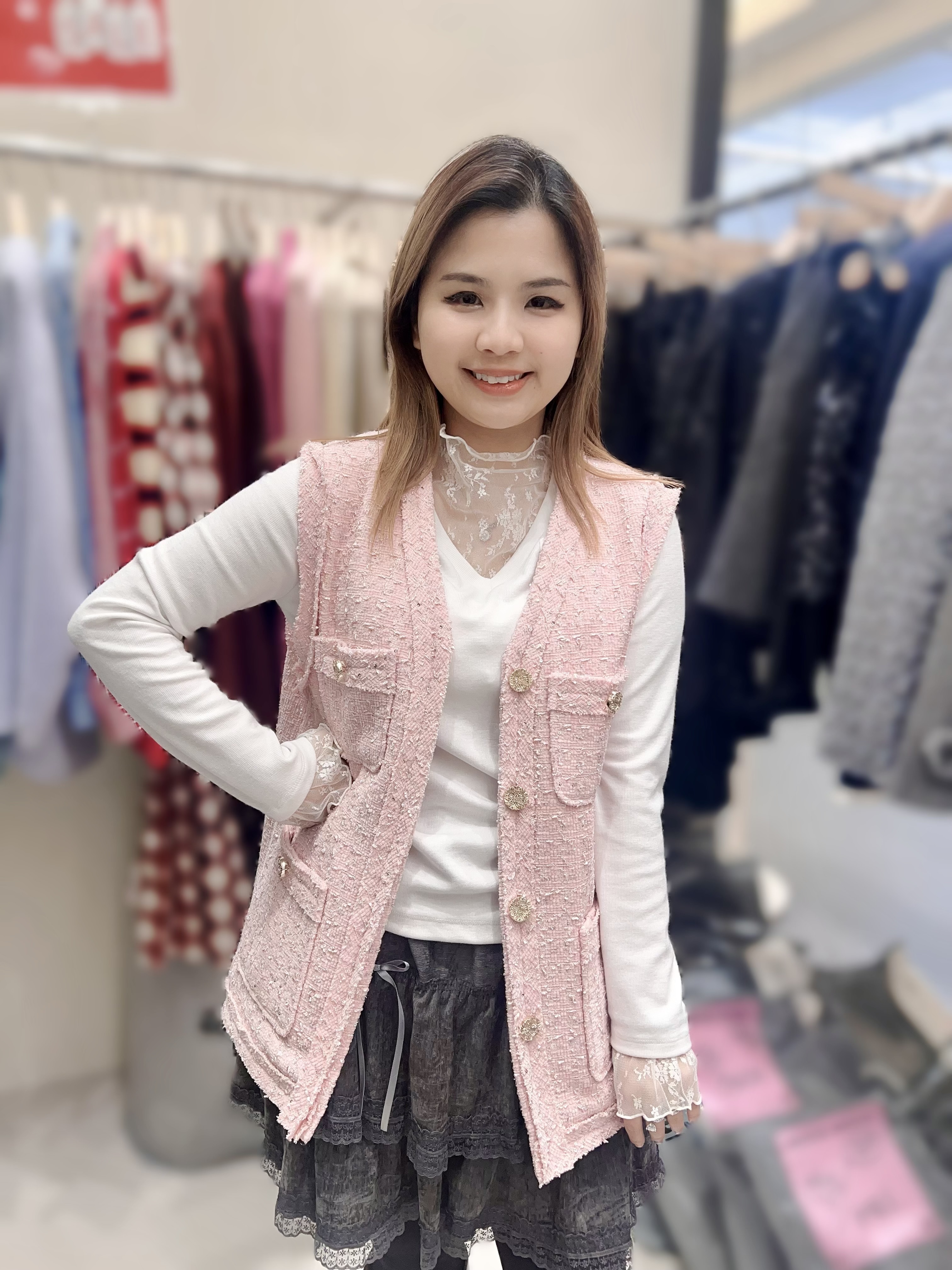 ME01   背心 開胸 長25.5  $699 (一口價)