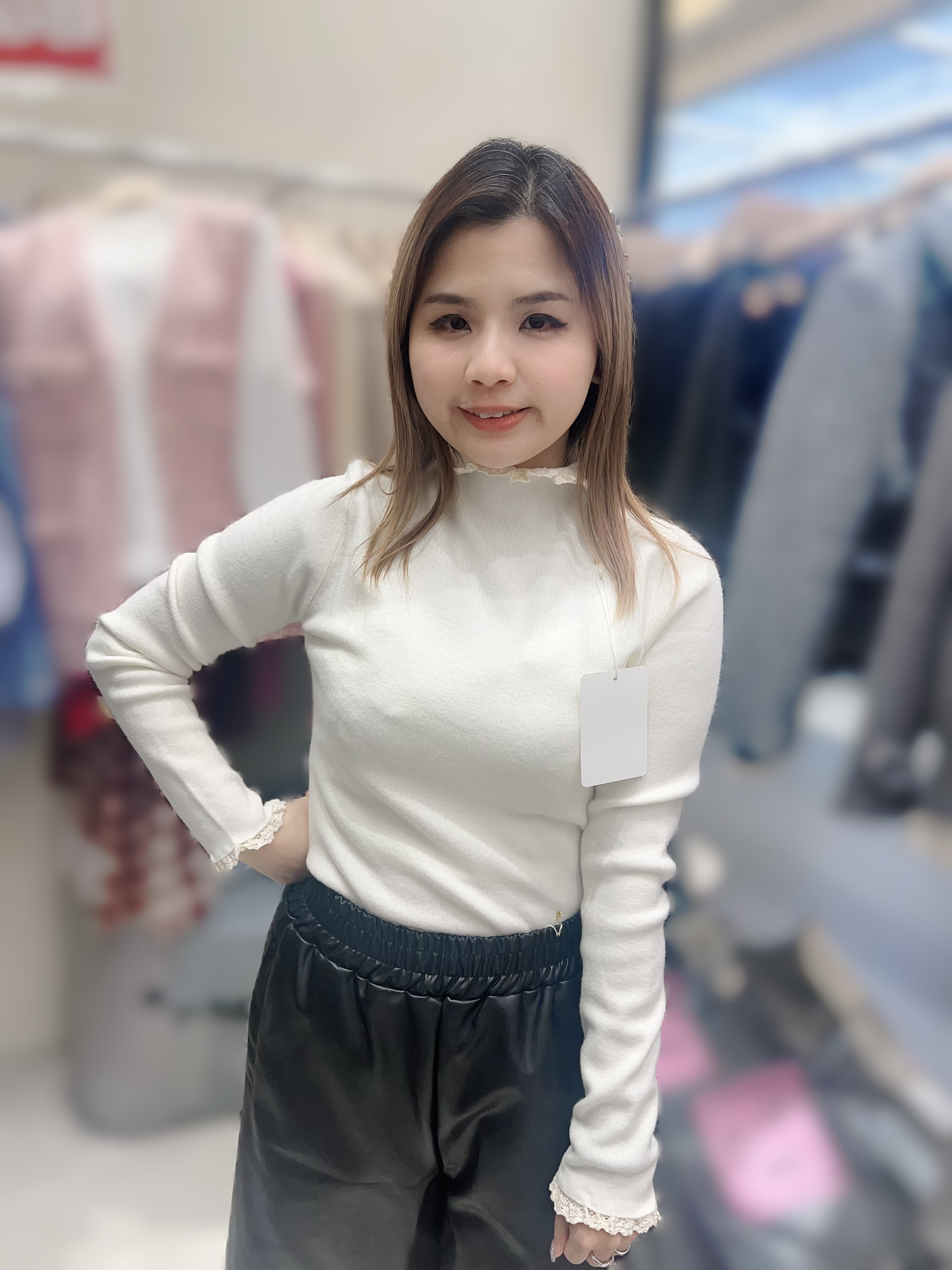 ME14  高領條紋 胸 34 -48 長21 .5   $399 (一口價)