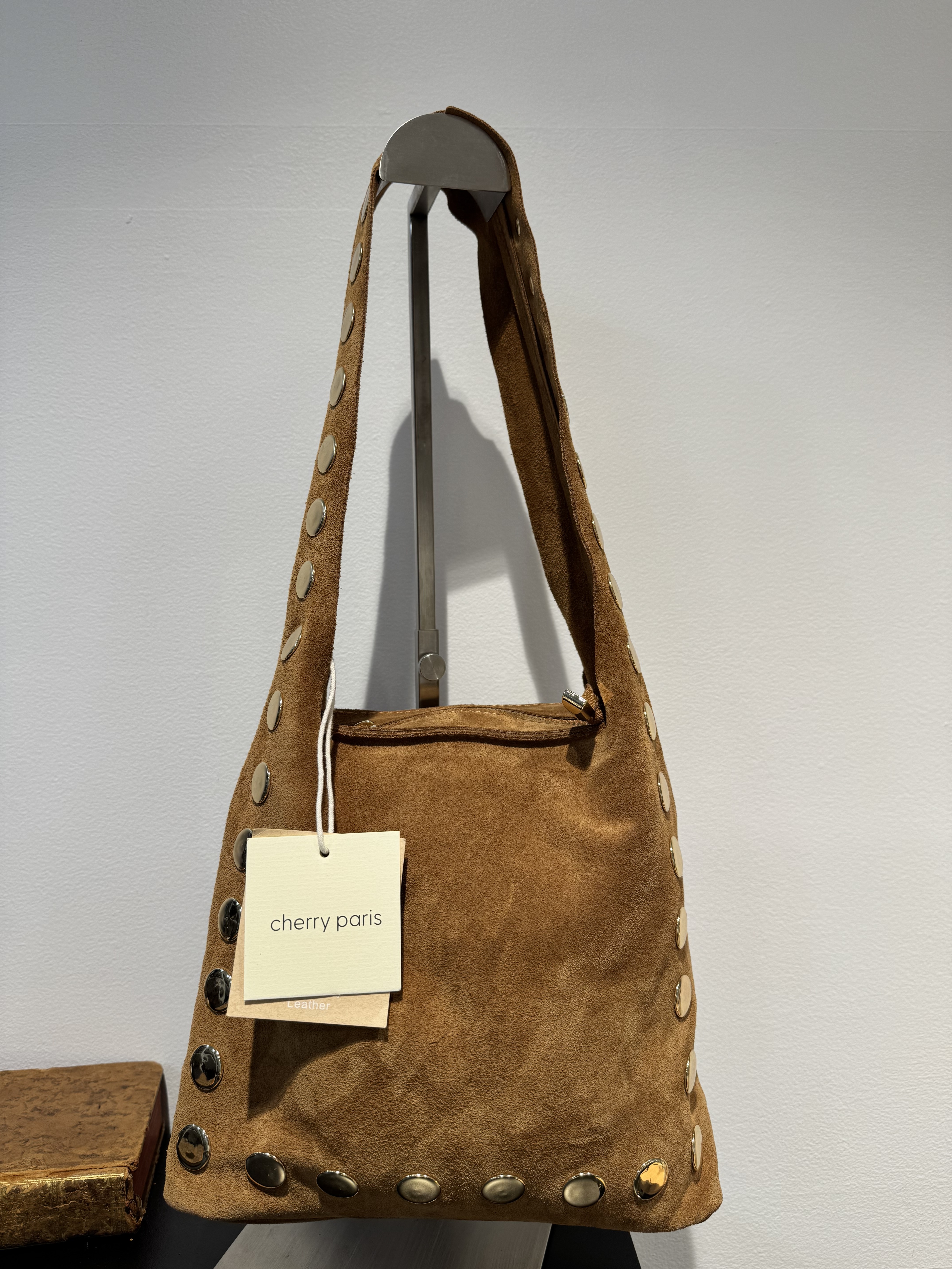 Cherry Paris Leather ALEXANE SUÈDE - 4193 Camel 焦糖