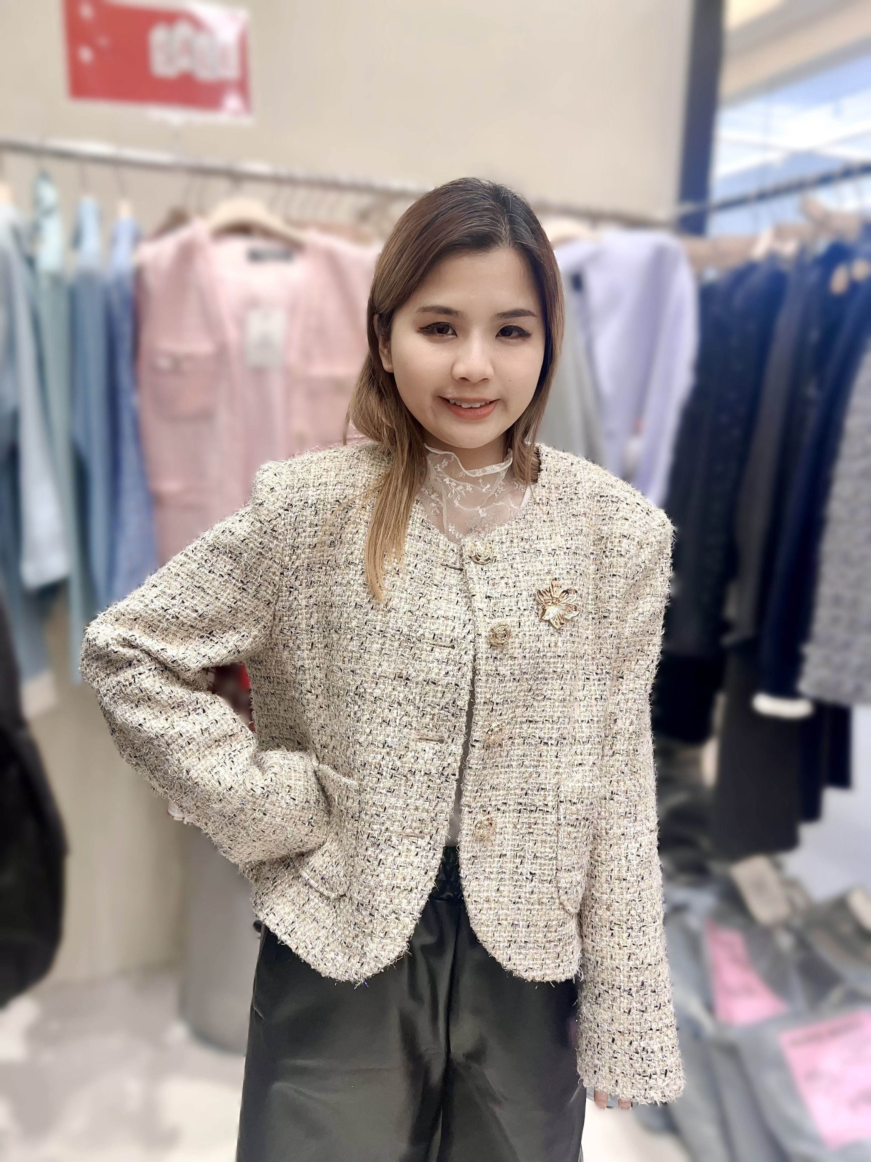 ME28 高質小香褸 胸  42  長 21.5    $899 (一口價)