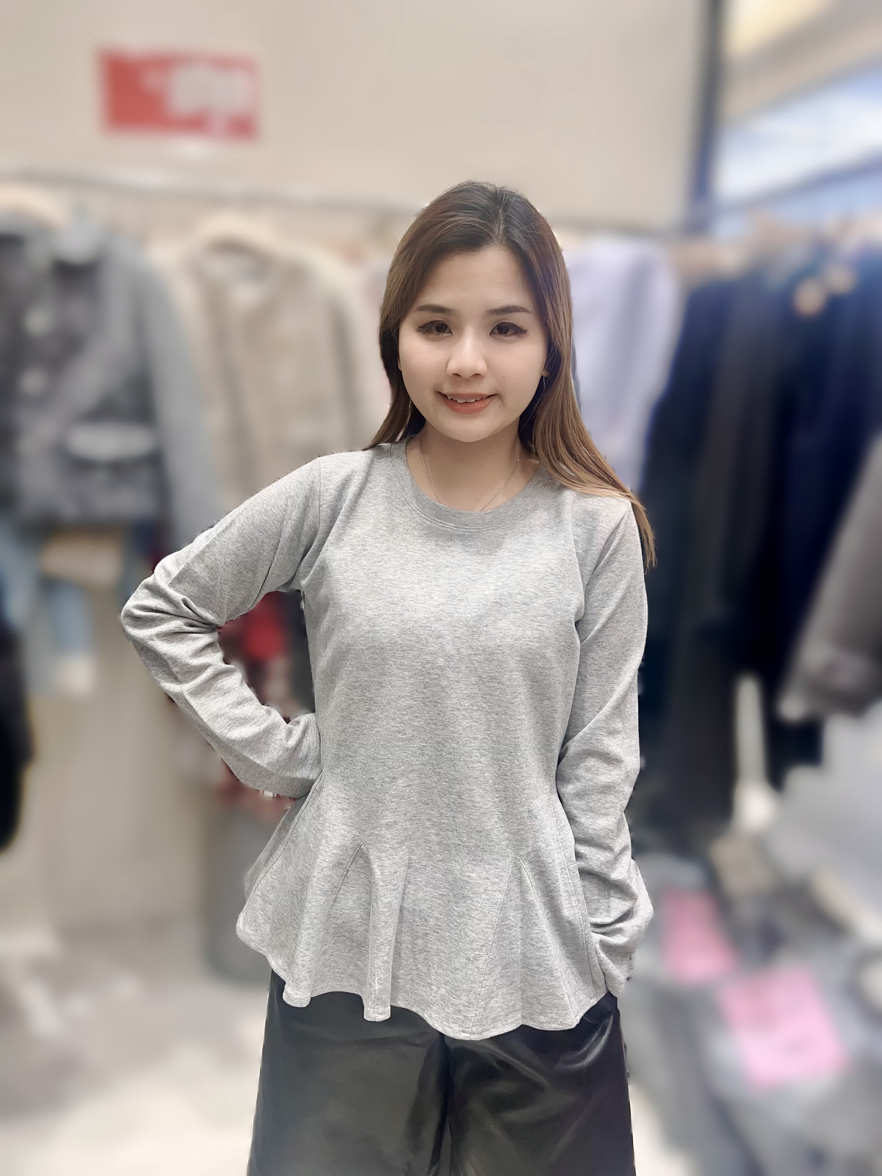 ME30  胸38 -46   長23  $399 (一口價)