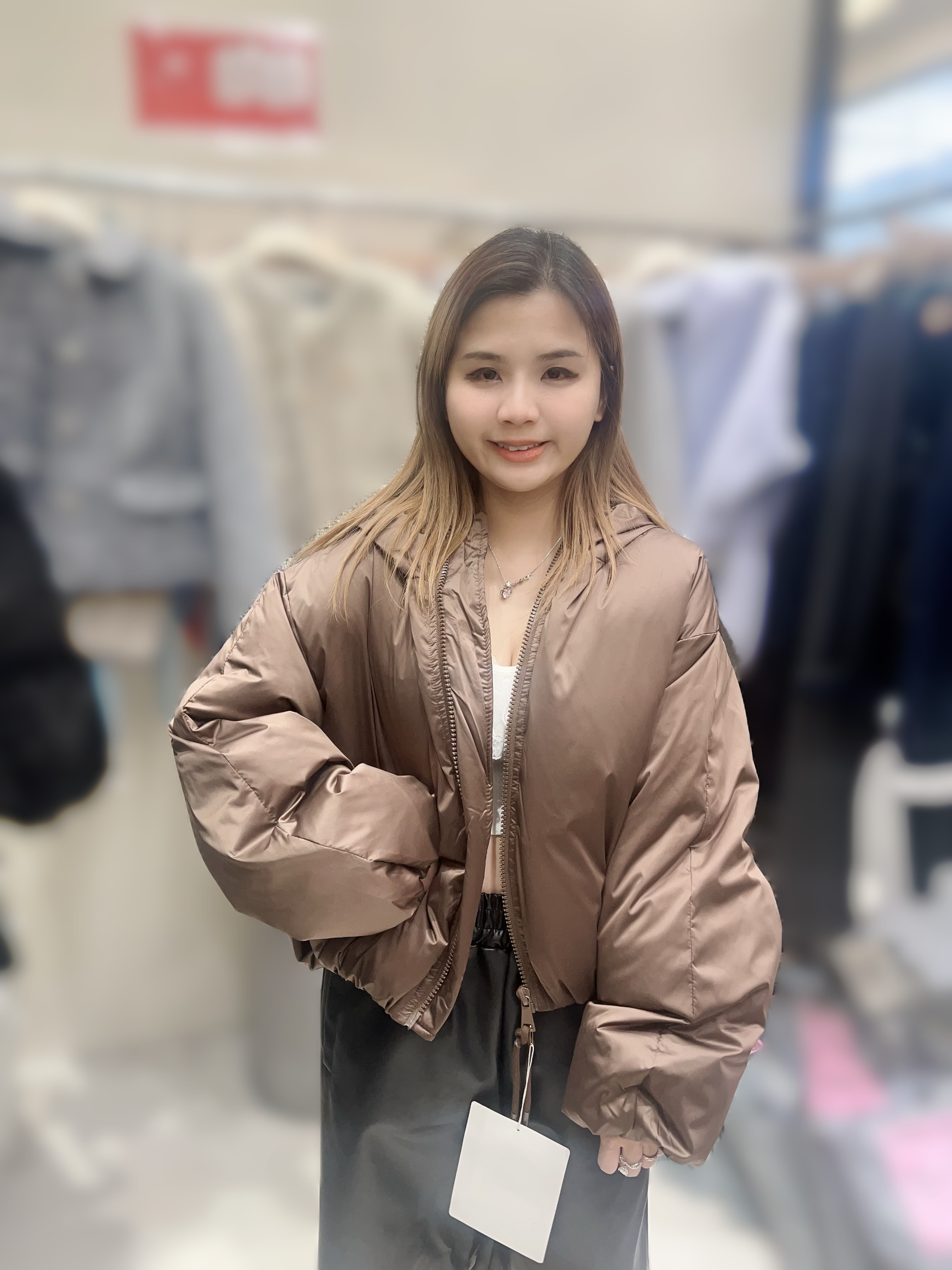 ME33  鴨絨90%  胸 54  長 21  $999 (一口價)