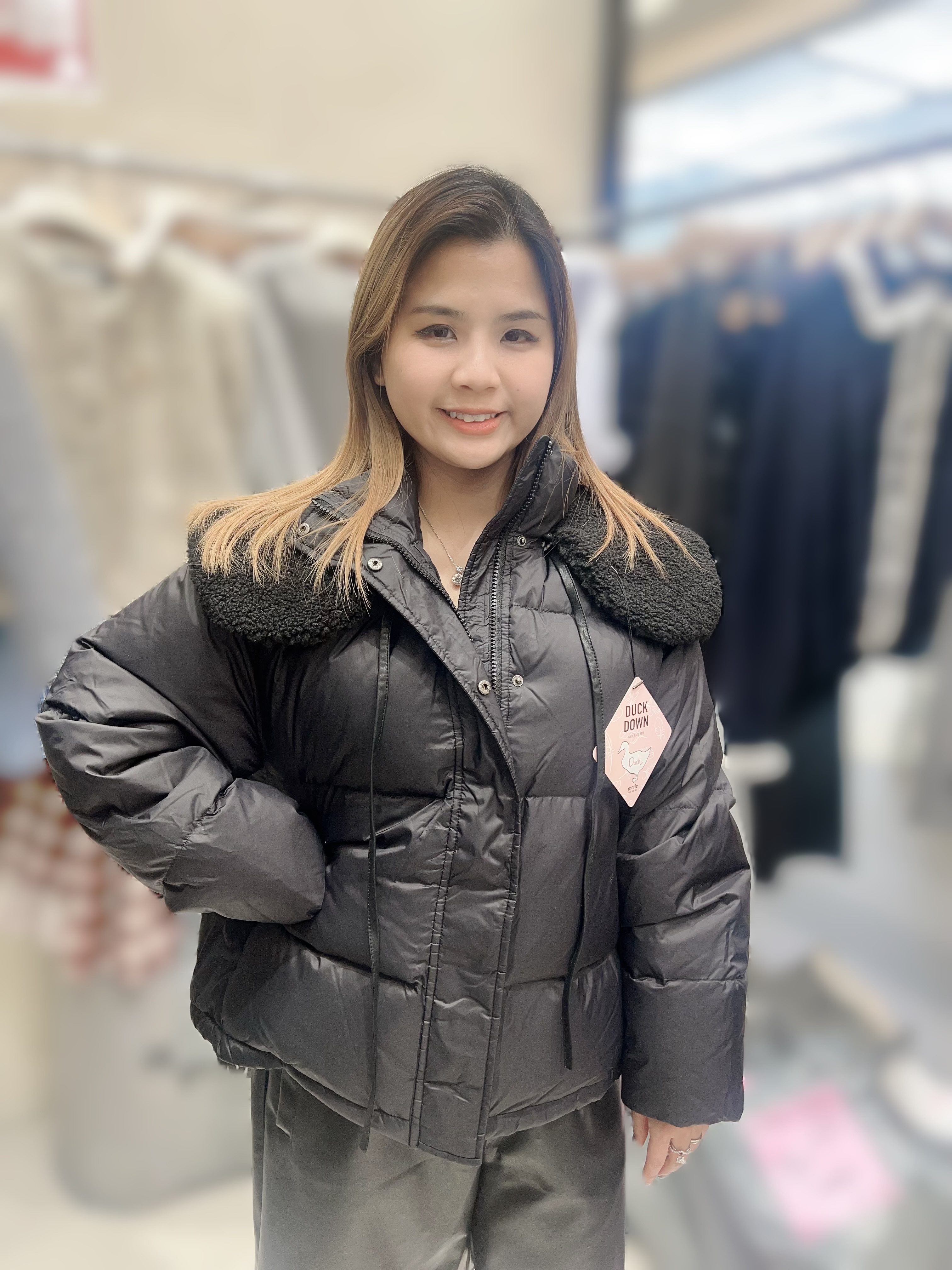 ME34  鴨羽絨70%  胸48   長24   $999 (一口價)