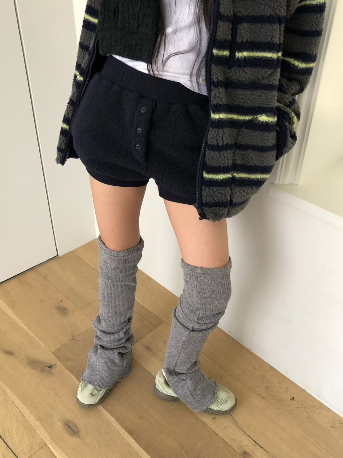 釦子縮腳綿羊短褲