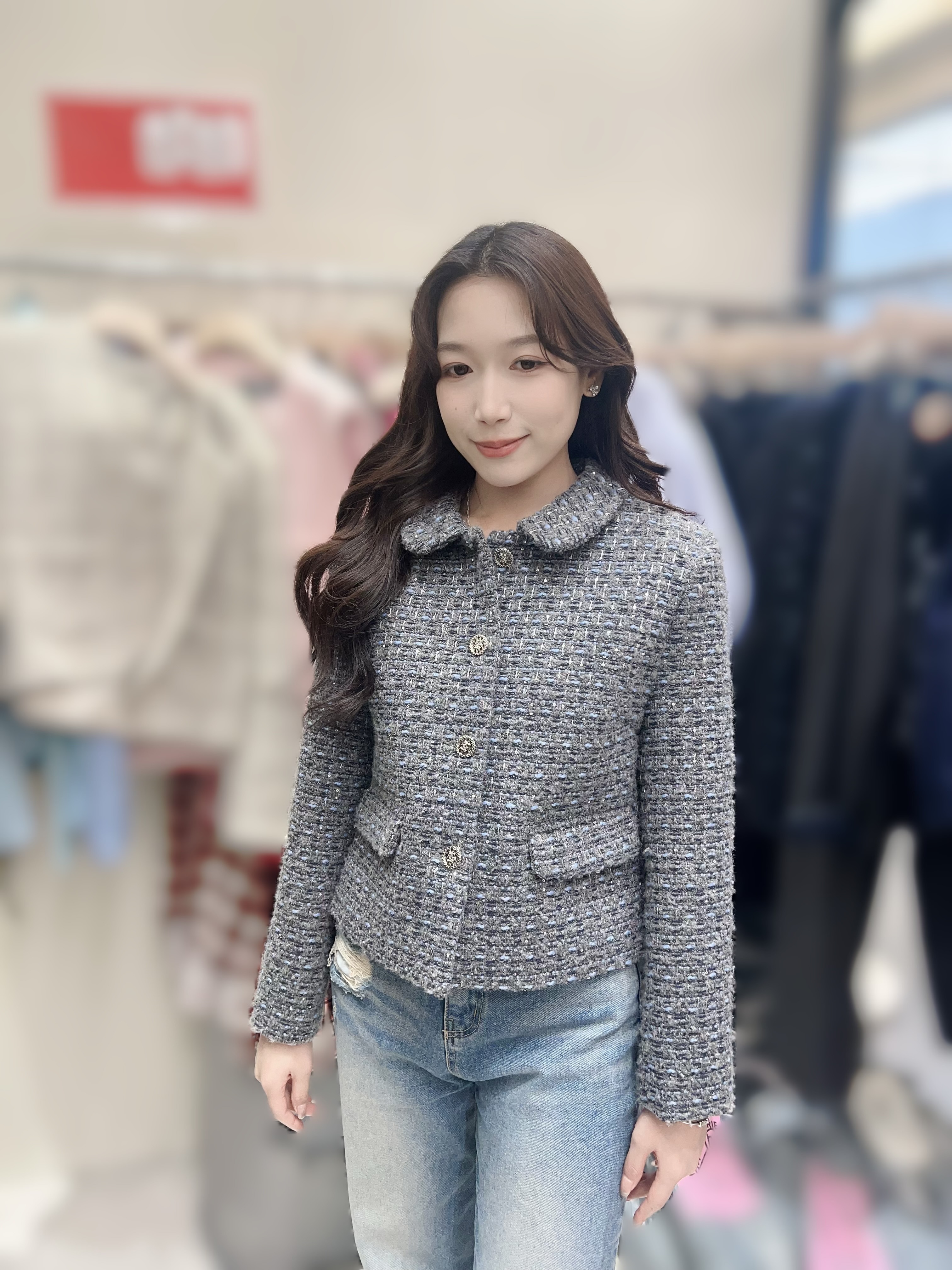 ME29   貴氣小香褸 胸40    長20 .5    $899 (一口價)