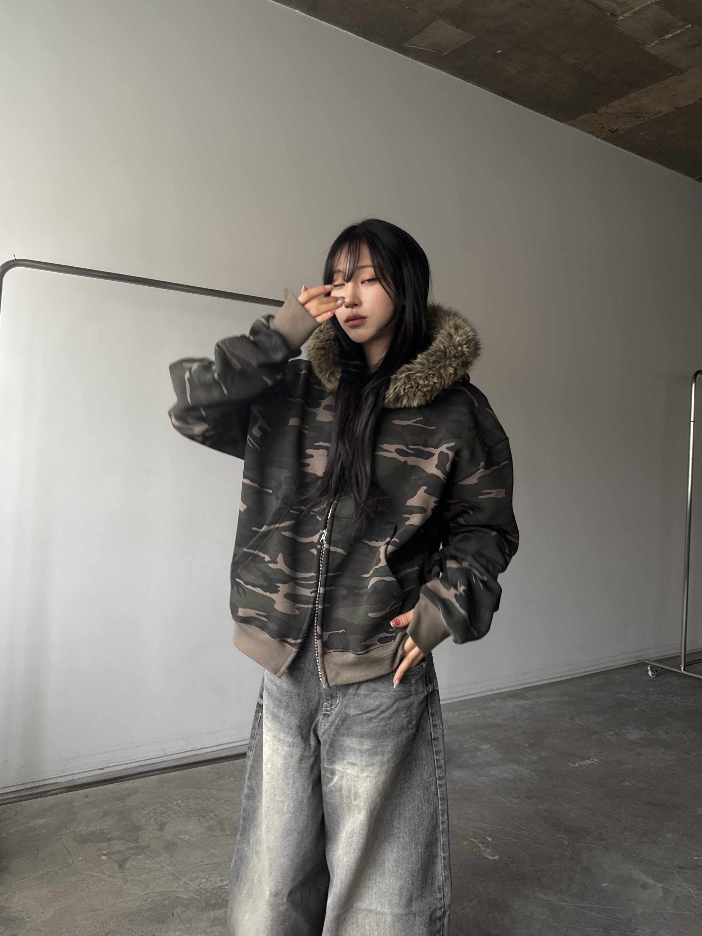 愛斯基摩 貂毛迷彩 寬鬆短版連帽外套