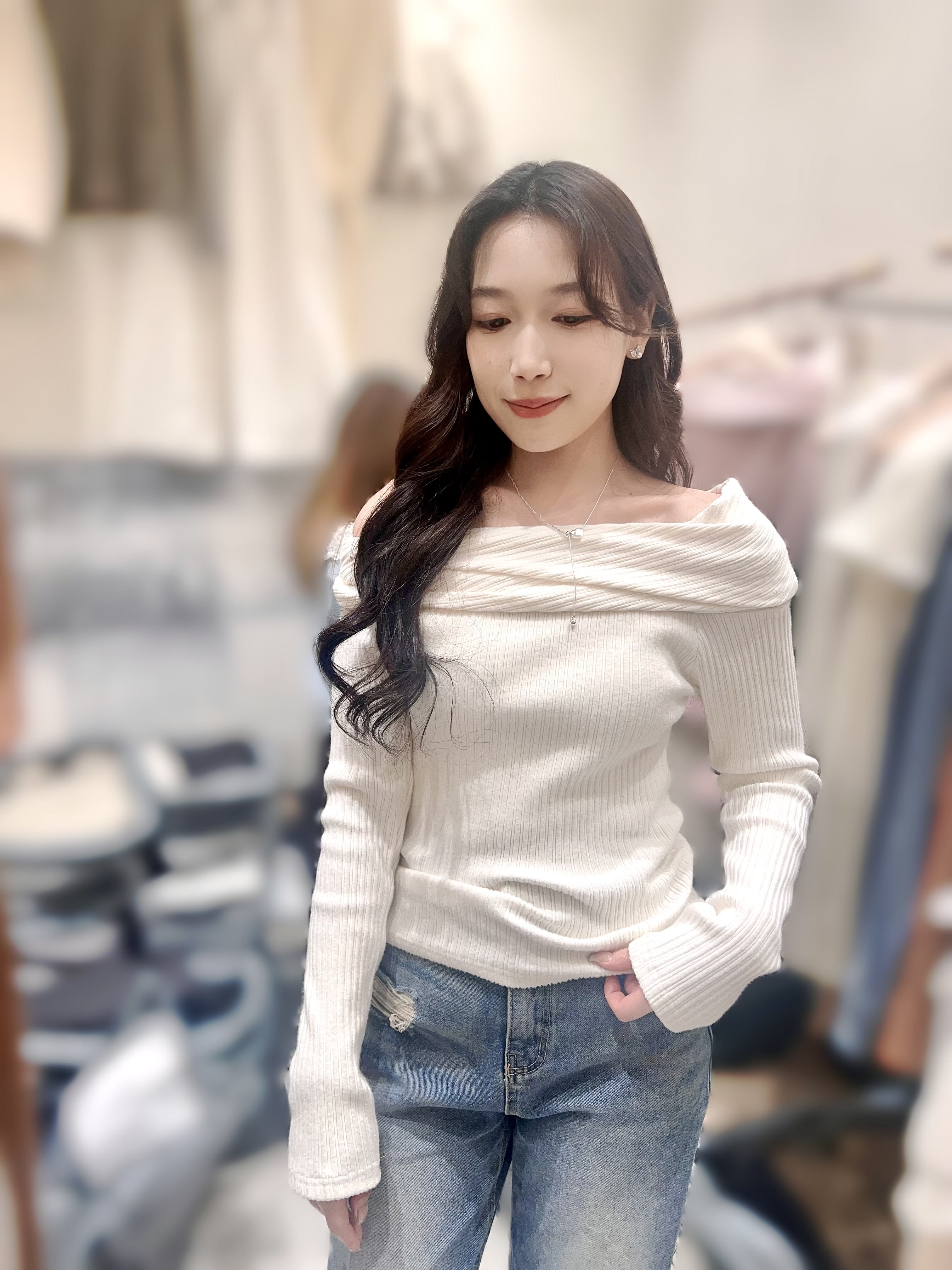 MK01 胸  32-44 長18.5  $399 (一口價)