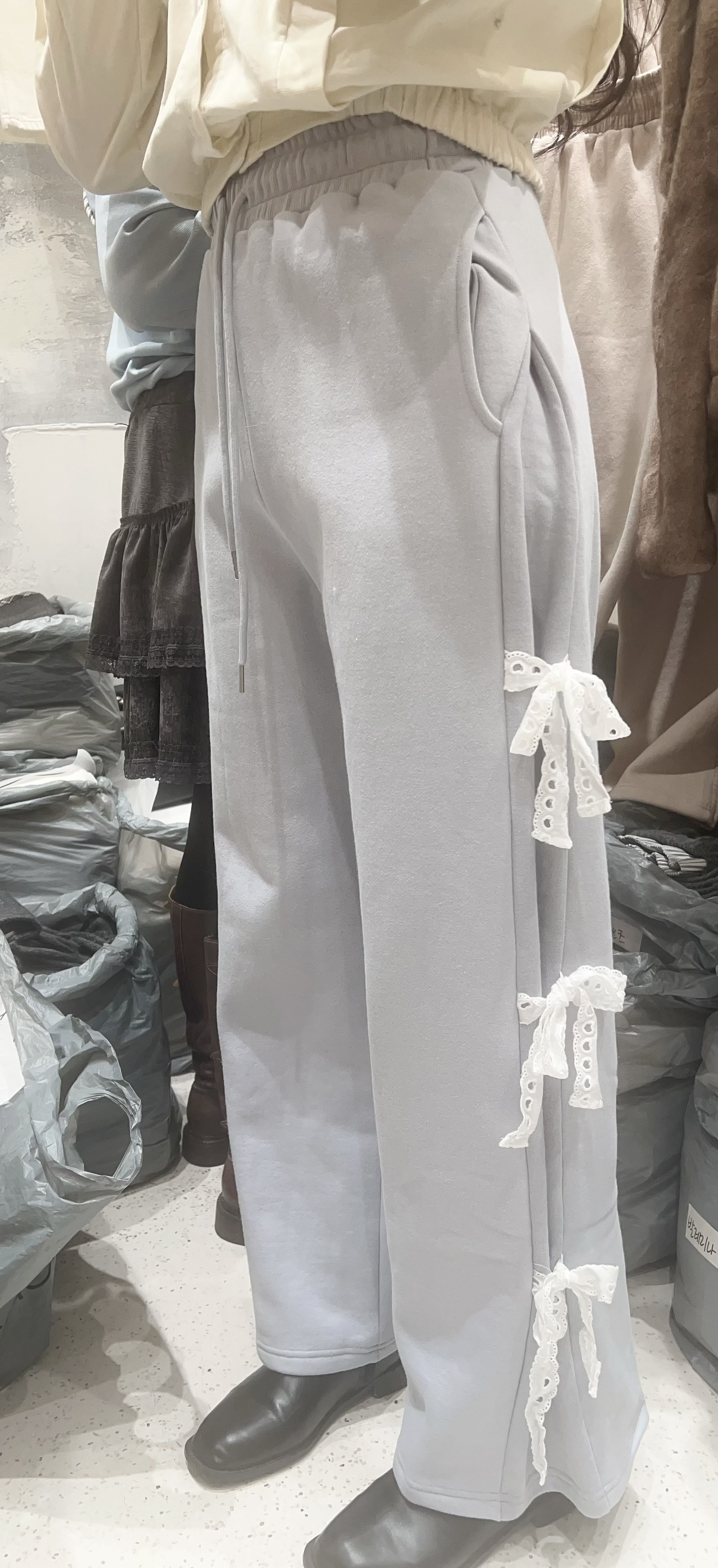 MK10  只有藍色  lace褲腰 26-42HIP 48 長 40$599 (一口價)