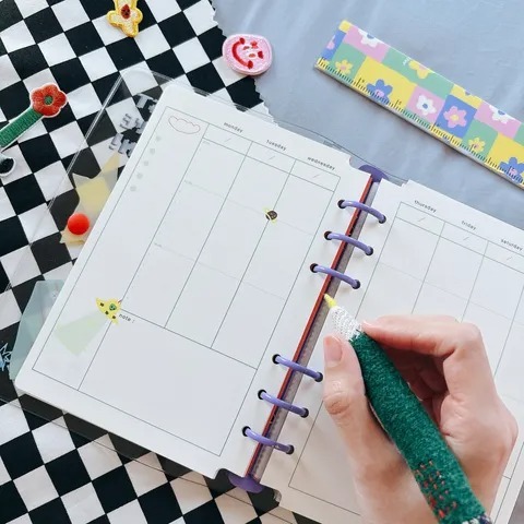 六孔活頁紙 週記事 (80張)｜馬卡龍腳趾