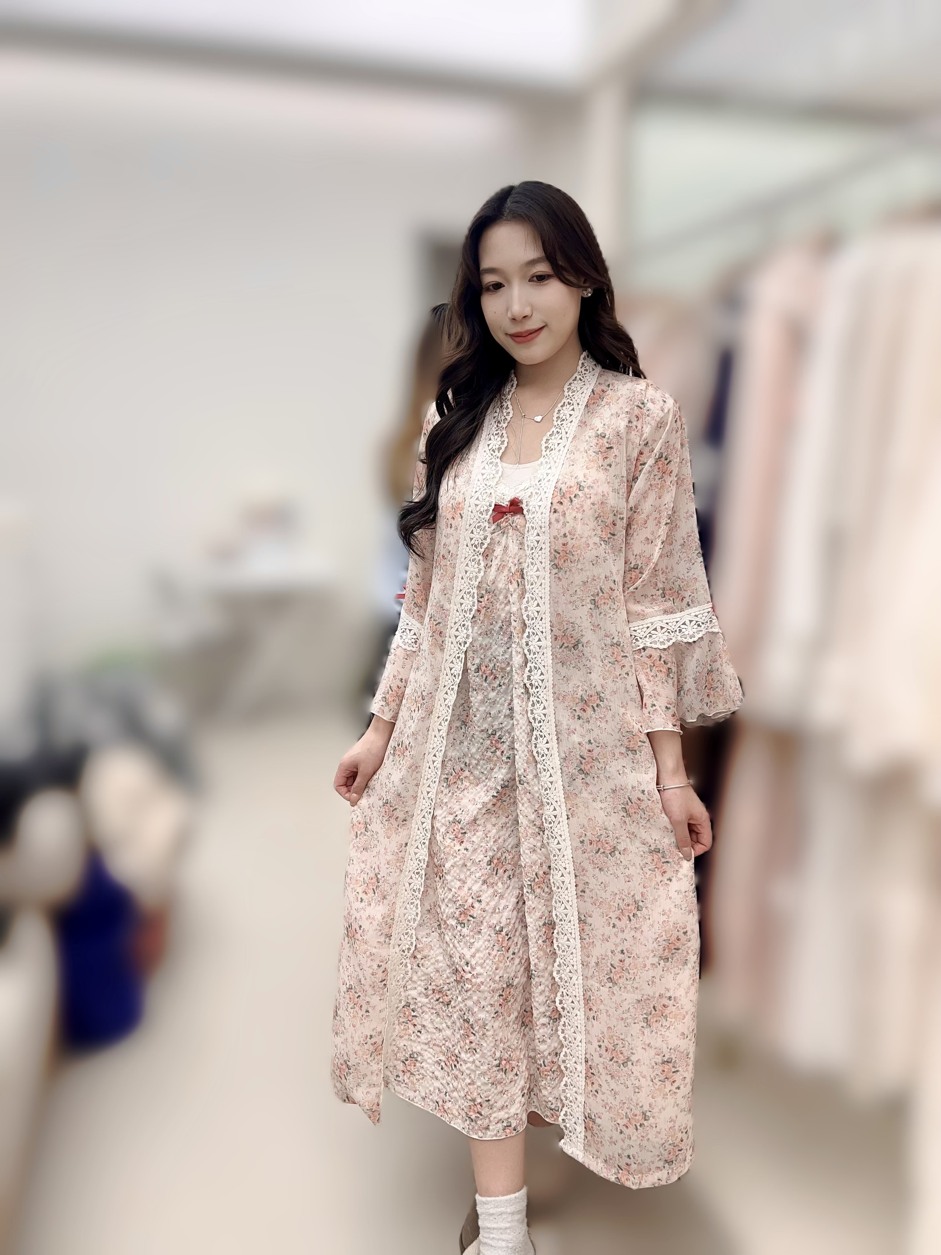 LZ01 背胸 35-40 長 47 外 長46.5$899 (一口價)