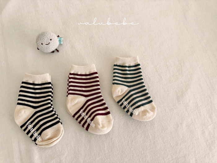 正韓春valu_bebe 嫩嬰3入一組無印線條襪