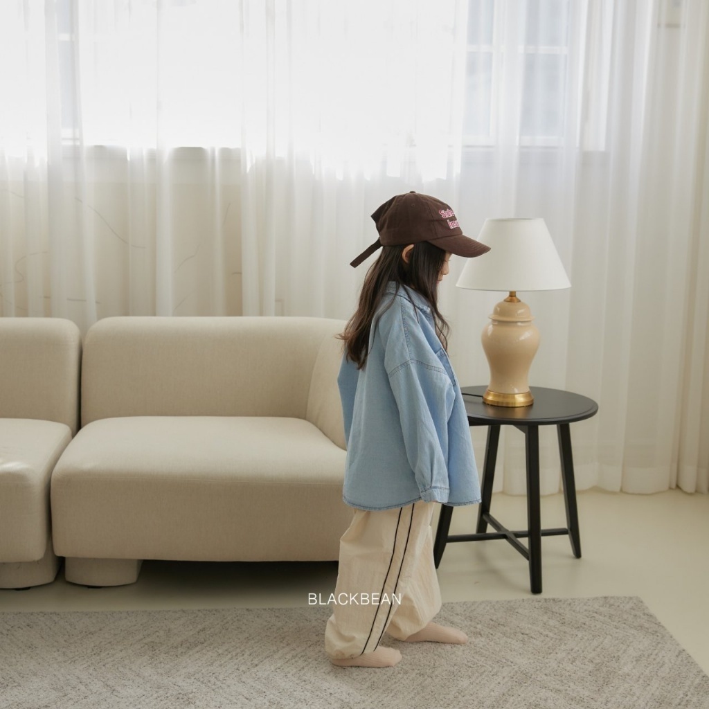 正韓春blackbean 嫩嬰/小童美式淺藍牛仔上衣