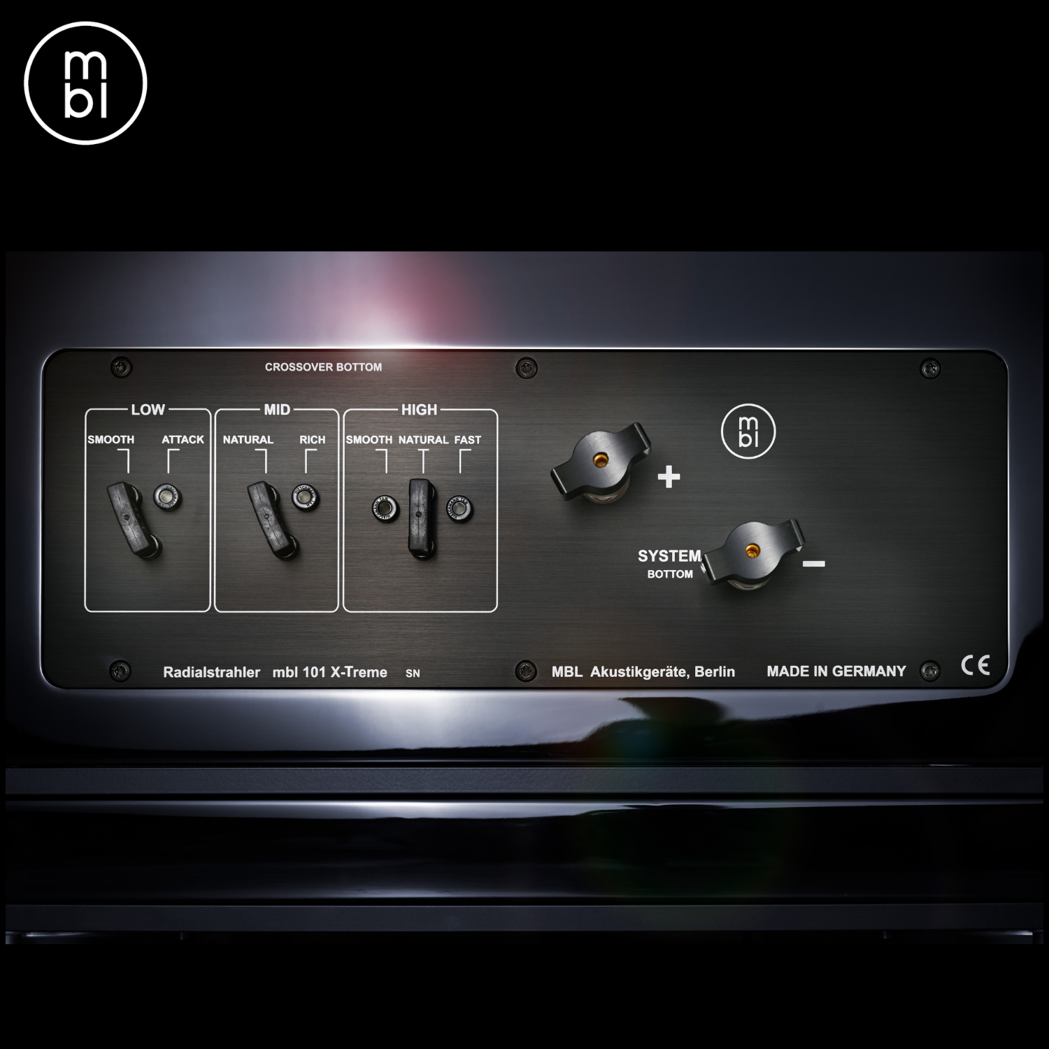 MBL Radialstrahler System 101 X-Treme MKII Speaker Control Panel Closeup