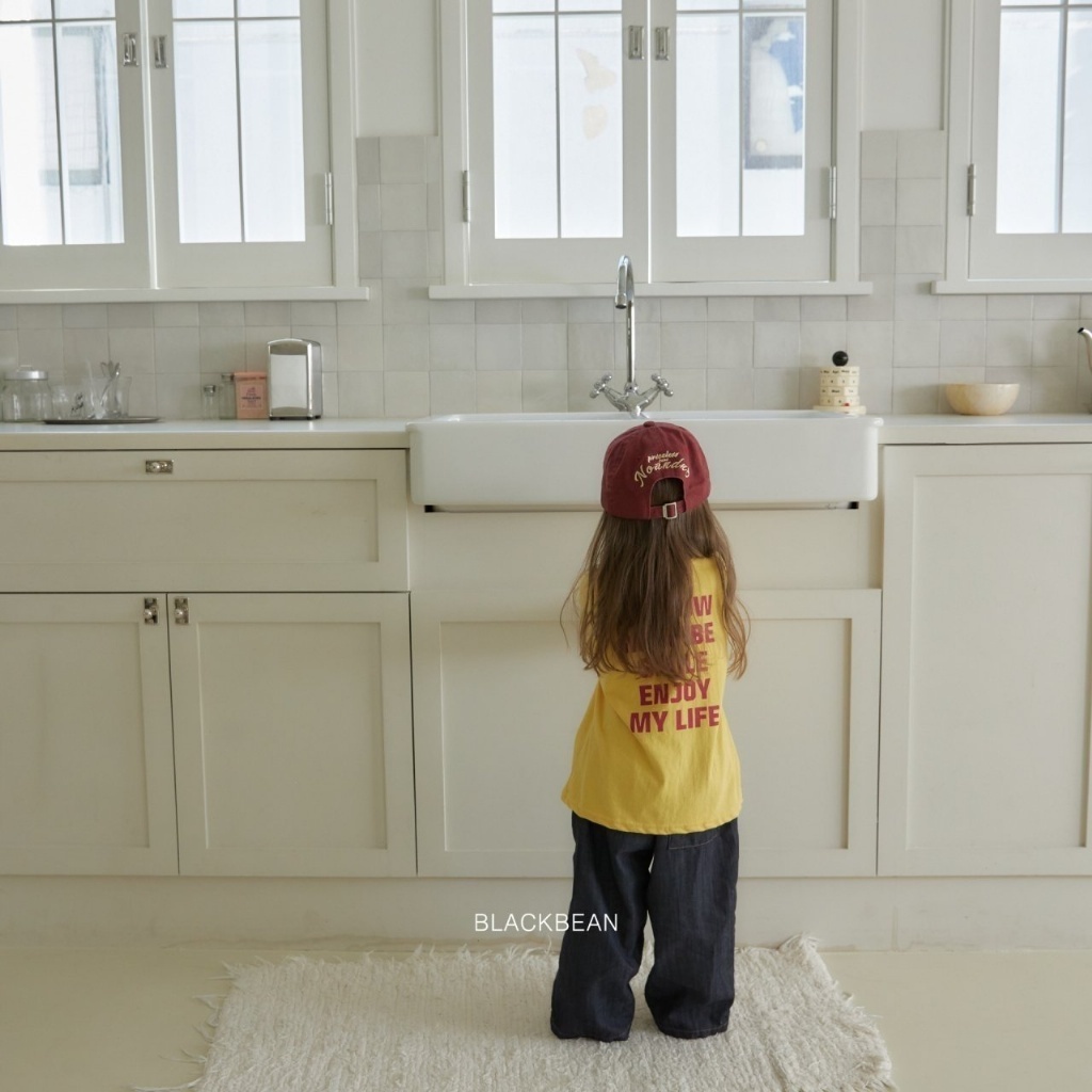 正韓春blackbean 兩色FOLLOW MY VIBE上衣