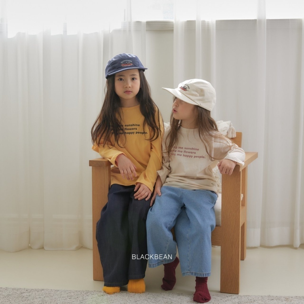 正韓春blackbean 嫩嬰/小童兩色字母薄款上衣