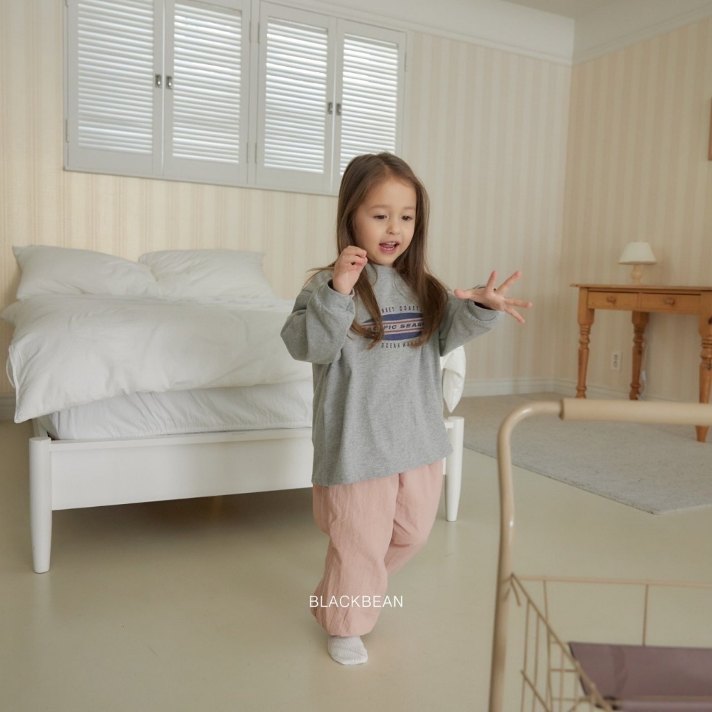 正韓春blackbean 小童兩色PACIFIC SEASIDE上衣