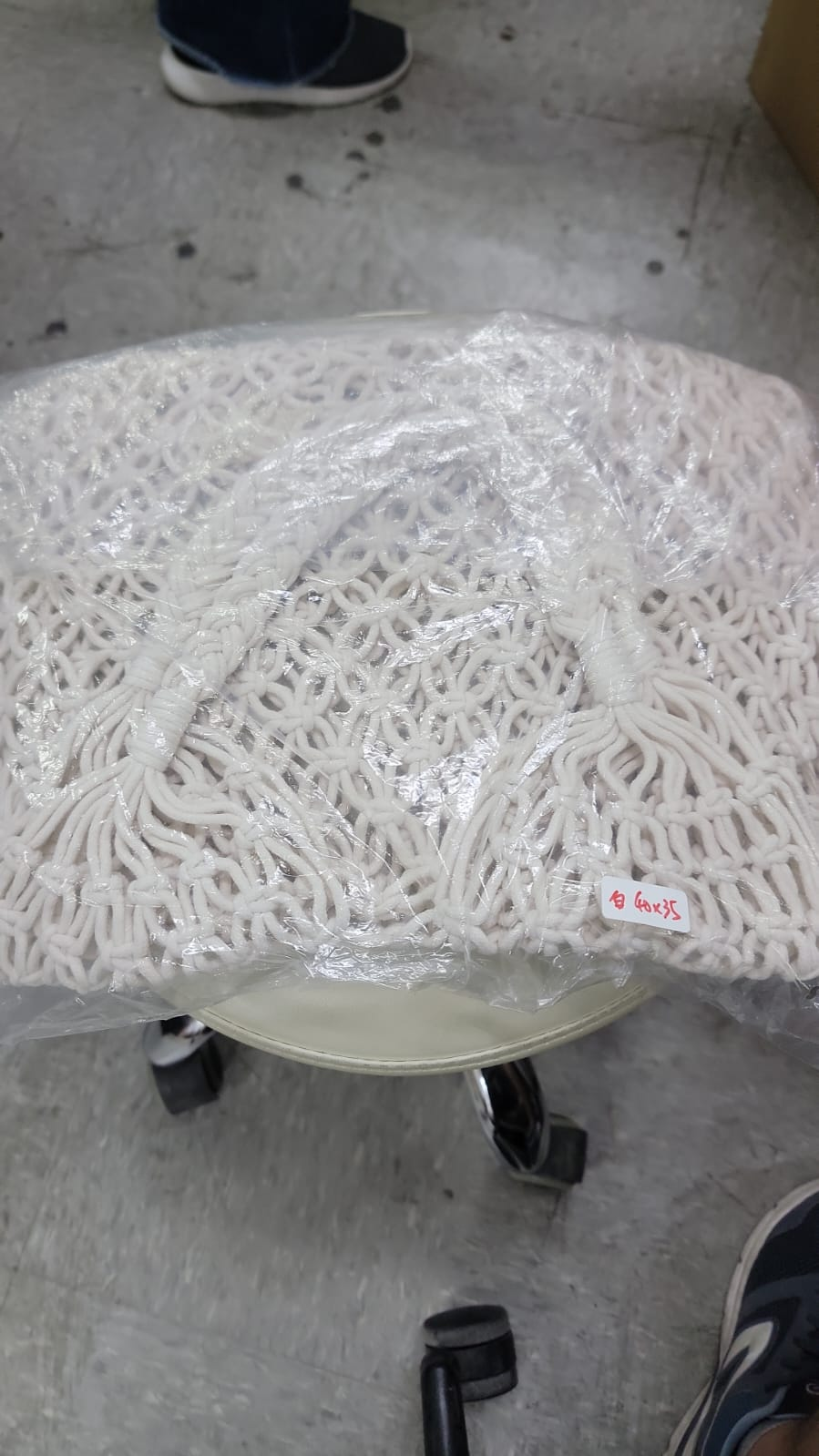 4G241 泰國手工編織縷空袋 40X35CM 米白色