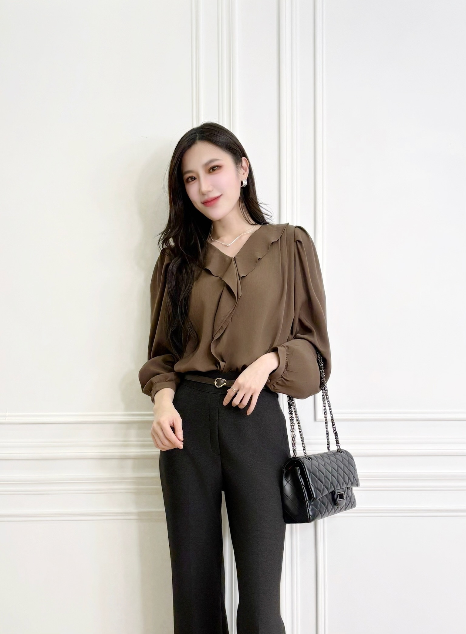 荷葉翻領長袖上衣