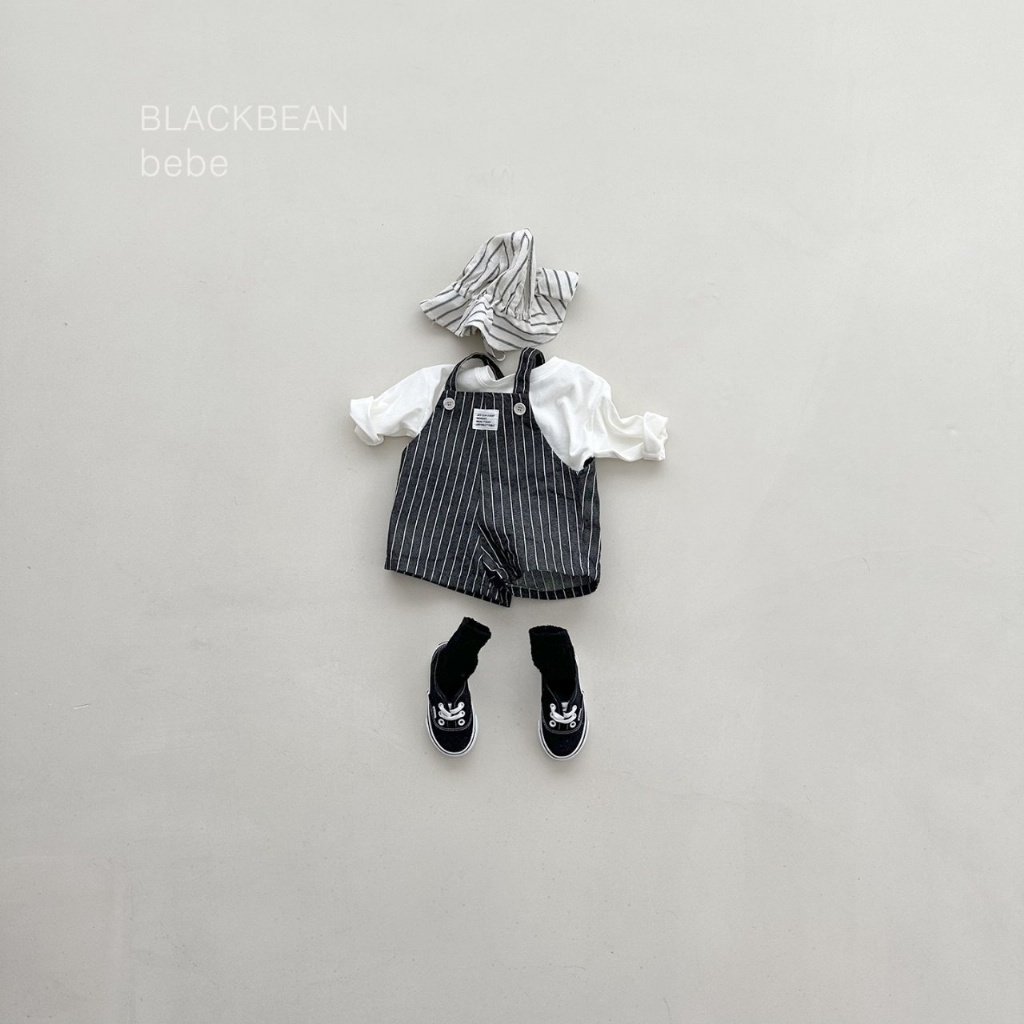 正韓春blackbean 嫩嬰兩色直條吊帶褲套裝(含上衣)