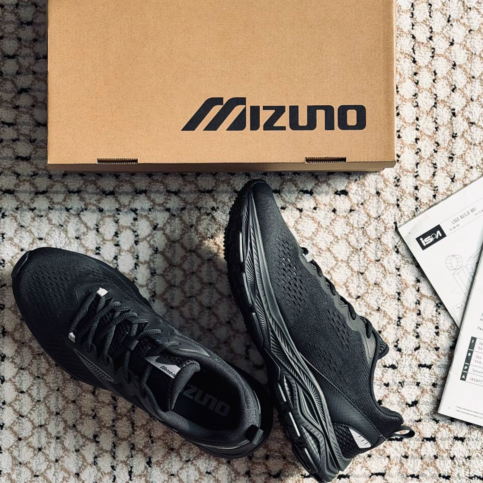 MIZUNO RC LITE 美津濃 透氣 輕彈 高效緩震 機能 通勤 黑色 白色 灰色 男女同款 復古休閒慢跑鞋 D1GH263001 D1GH263002 D1GH263003