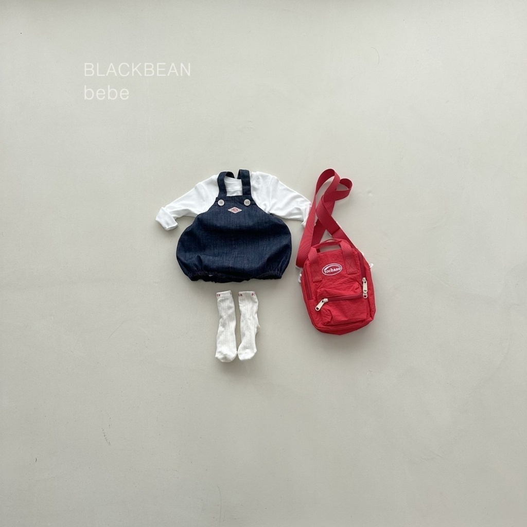 正韓春blackbean 嫩嬰牛仔包屁吊帶褲套裝(含上衣)