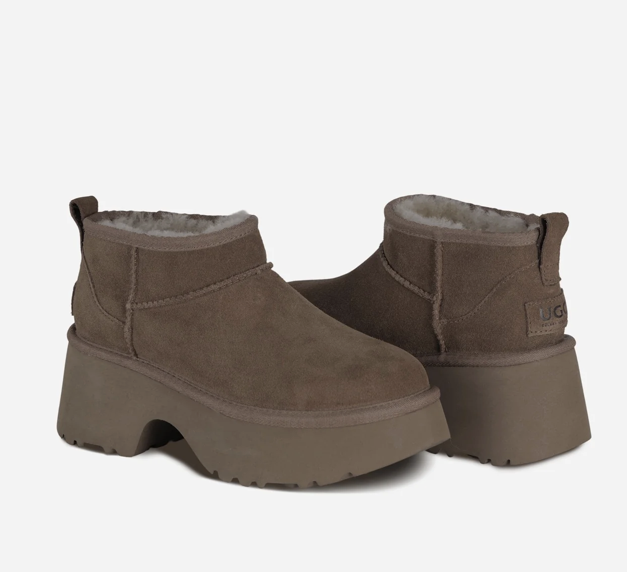 【2色入】UGG Ozlana Classic Ultra Mini New Heights Boot
