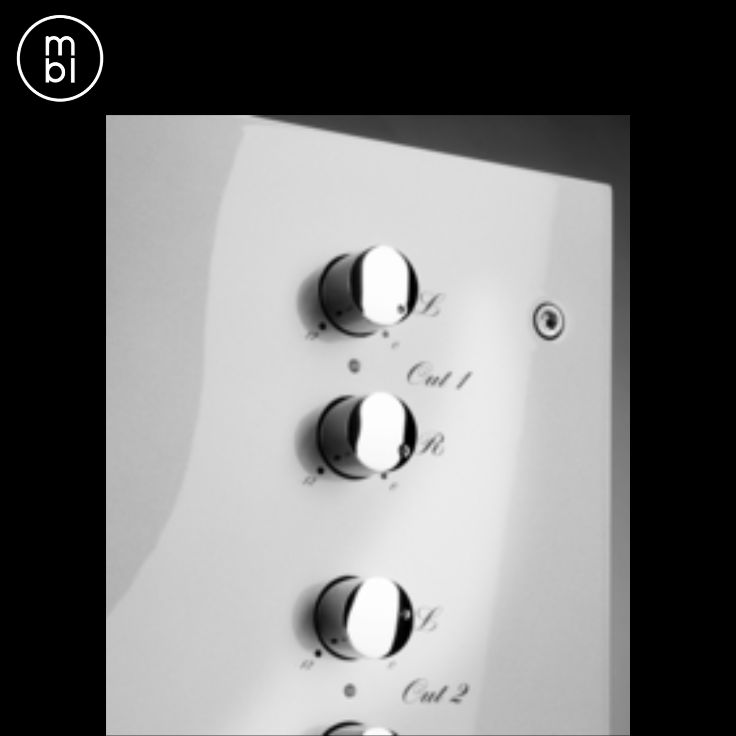 MBL Reference 6010 D Preamplifier Control Closeup Angle 3