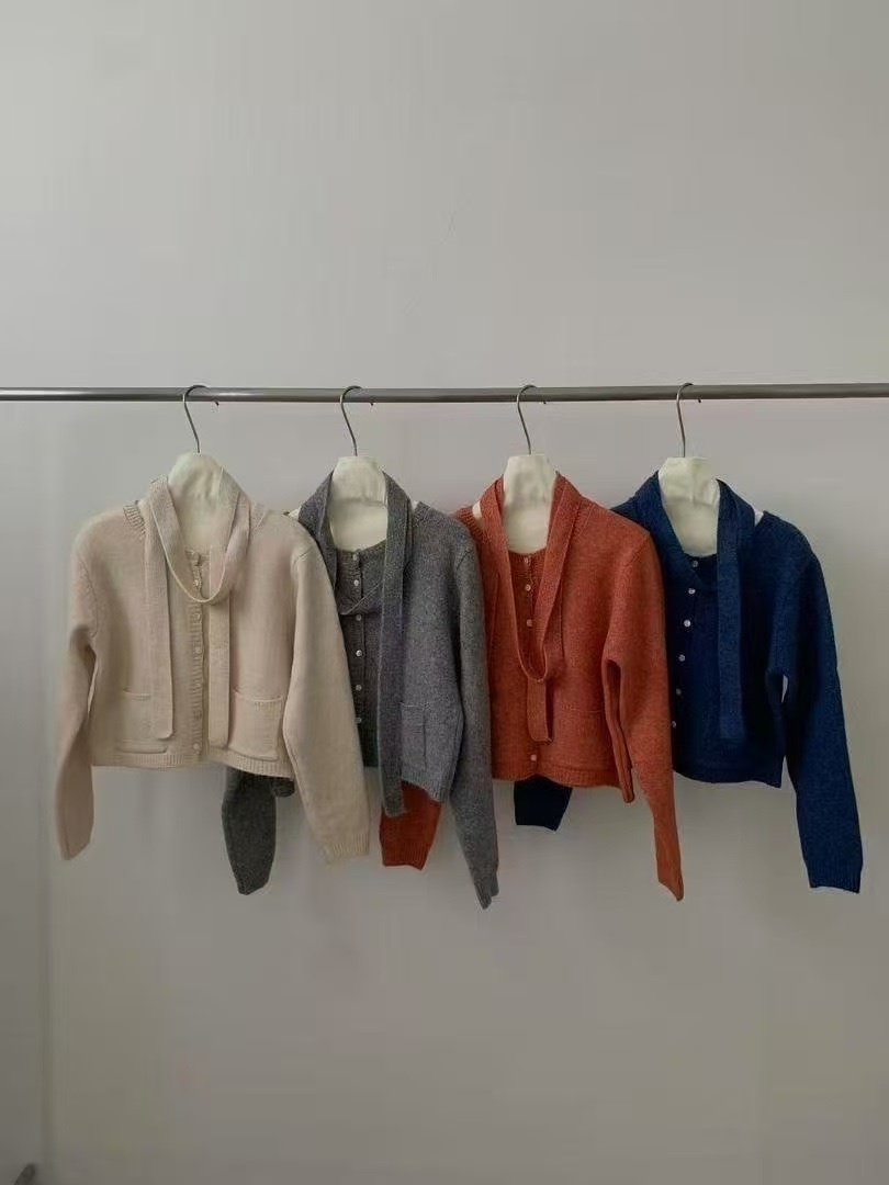 5248 附綁帶排釦針織開衫