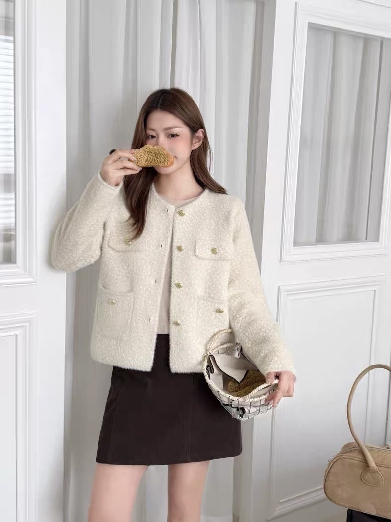 8080 水貂毛小香風外套