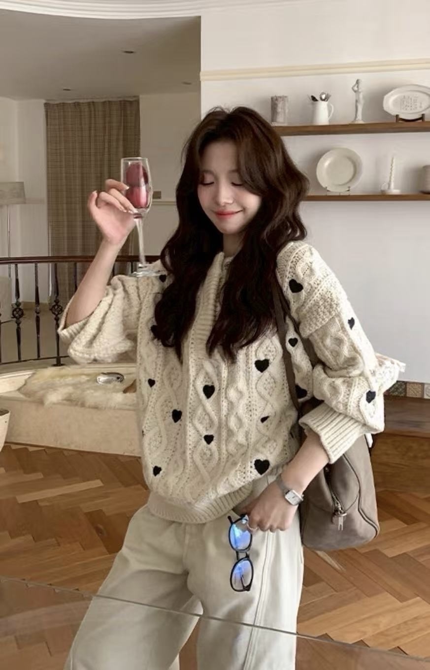 7722 愛心麻花針織上衣