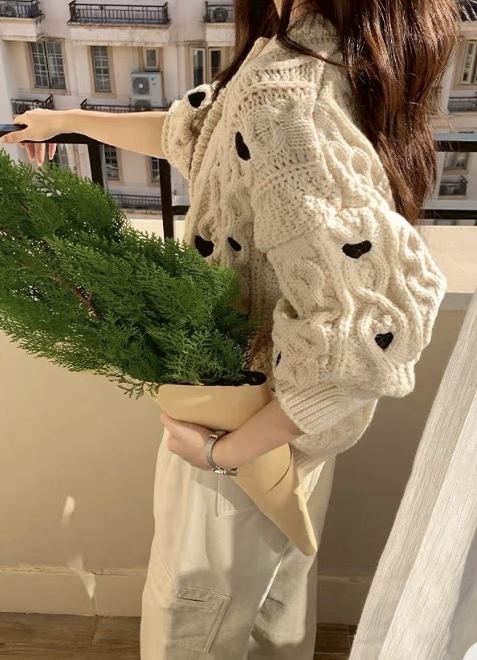 7722 愛心麻花針織上衣