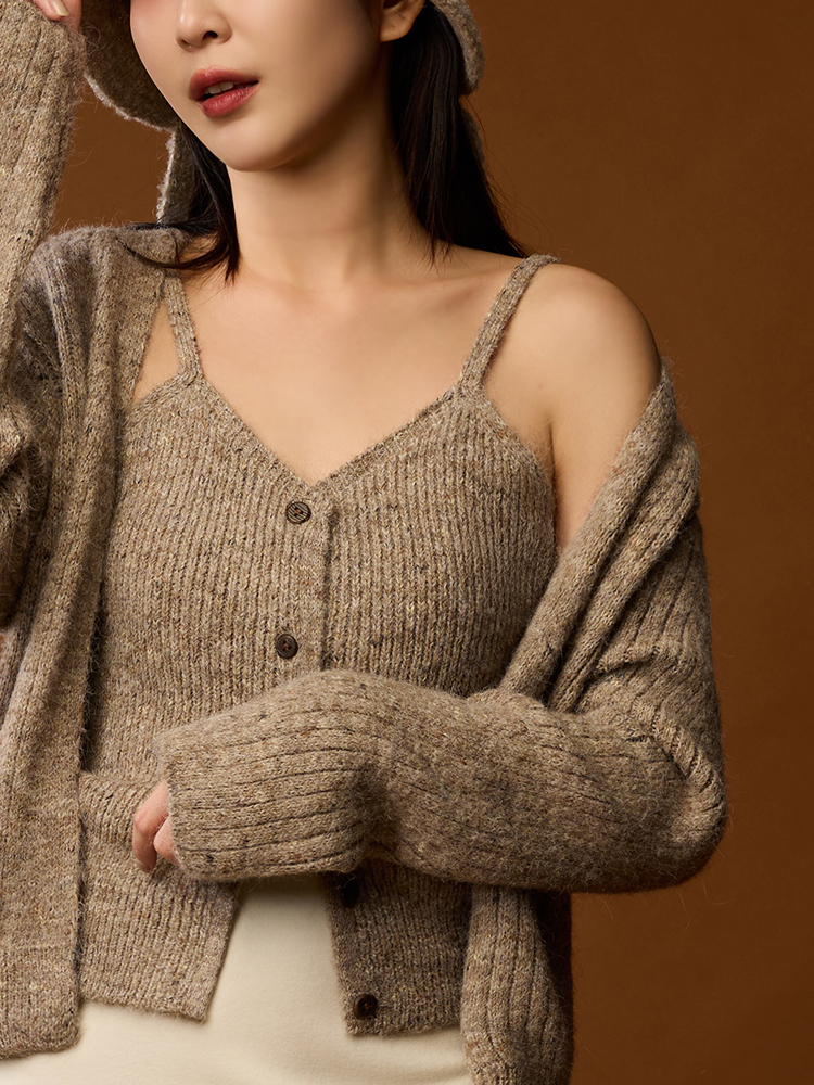 V領混彩吊帶針織開衫外套兩件組（10%羊毛）