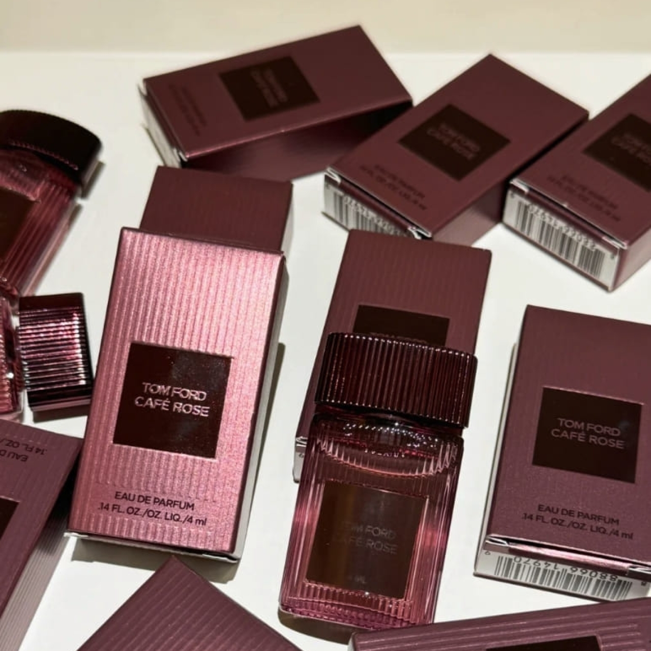 📦預購 Tom Ford-設計師系列 深焙玫瑰淡香精 Café Rose 4ml沾抹小香
