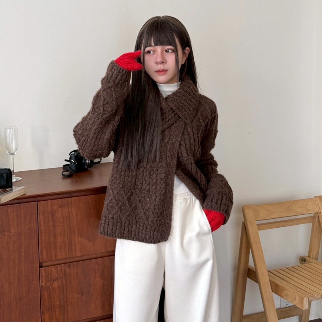 淡雅如你! 單釦翻領麻花罩衫式上衣