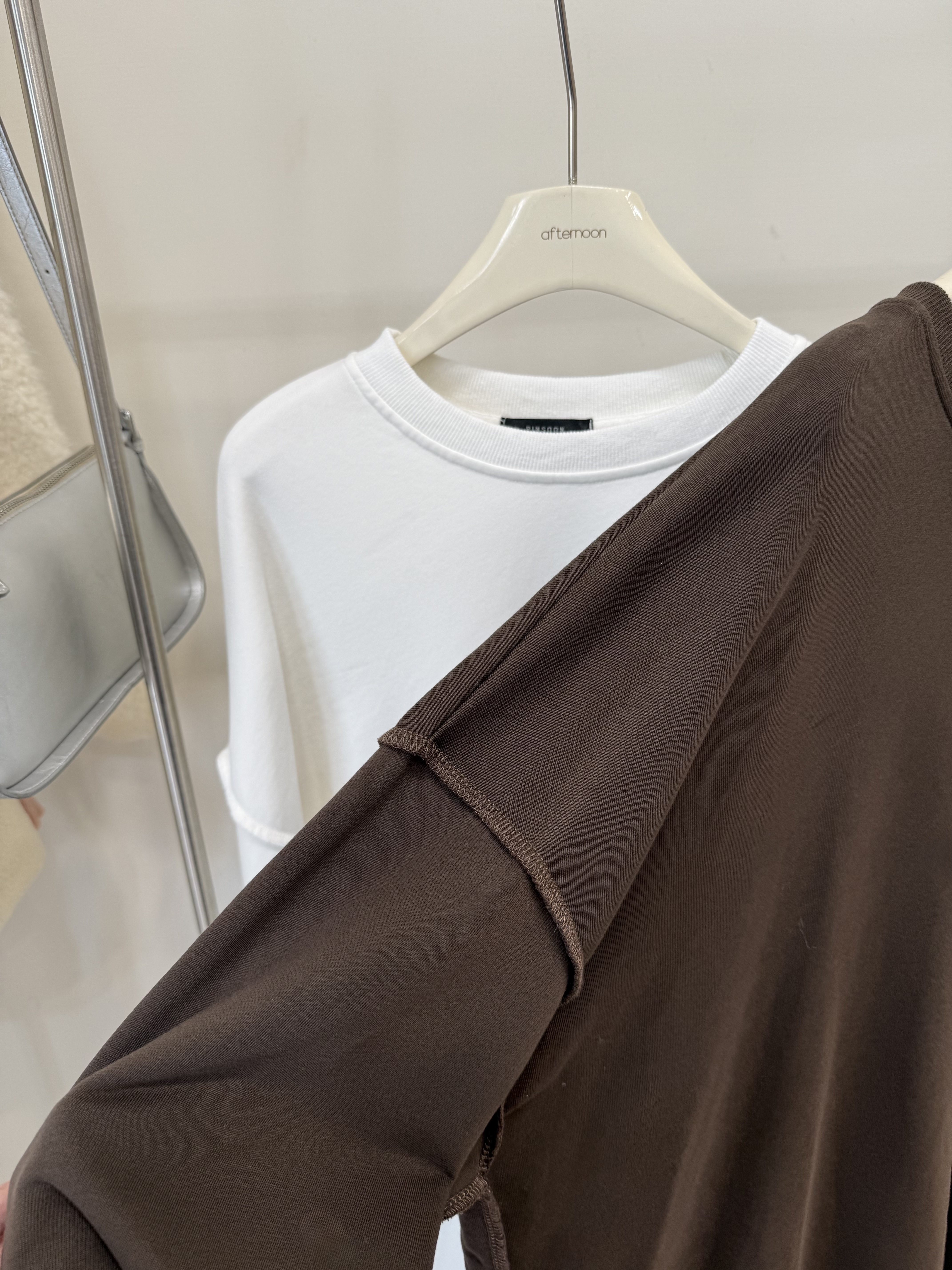 5811 反車線開衩寬鬆棉T