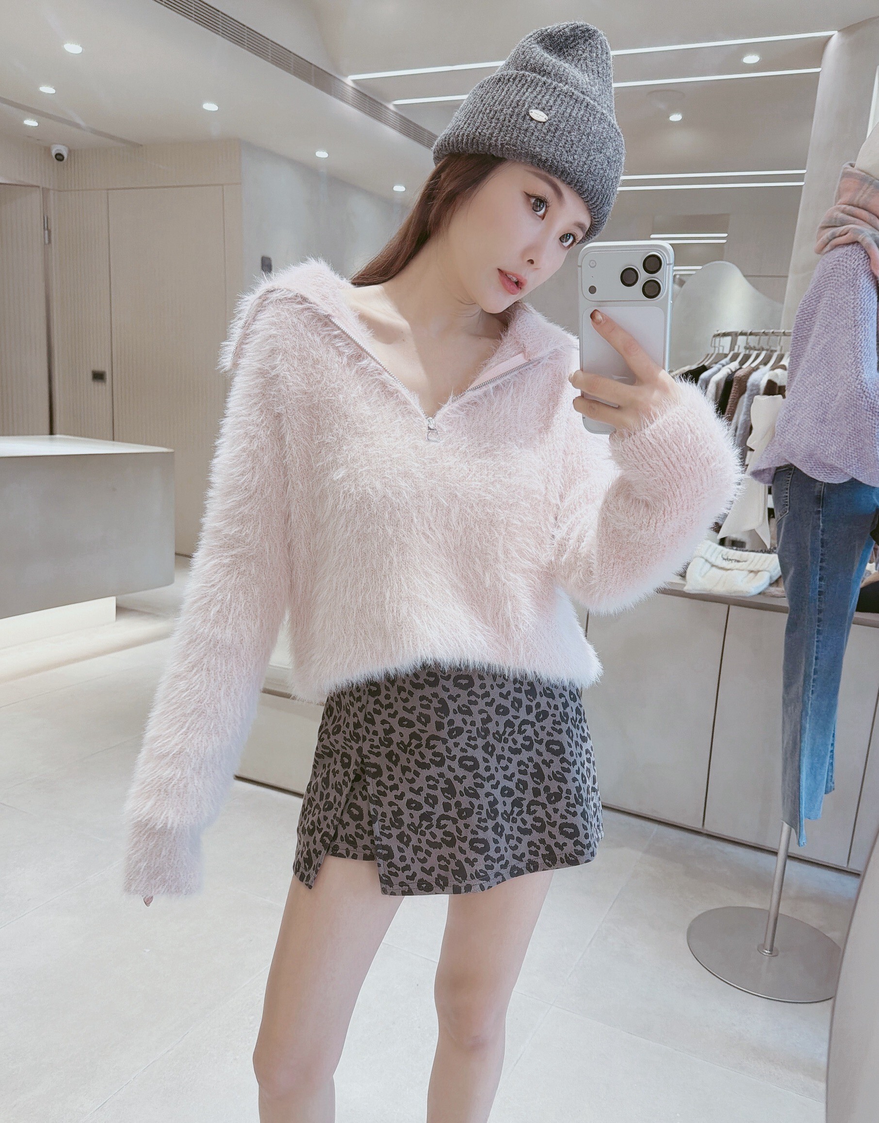 前拉鍊翻領水貂毛針織衣