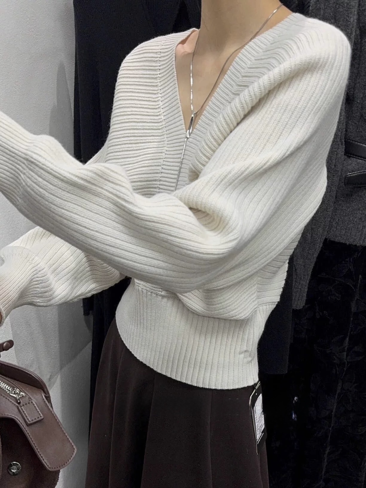 358 摩登米蘭收腰針織上衣