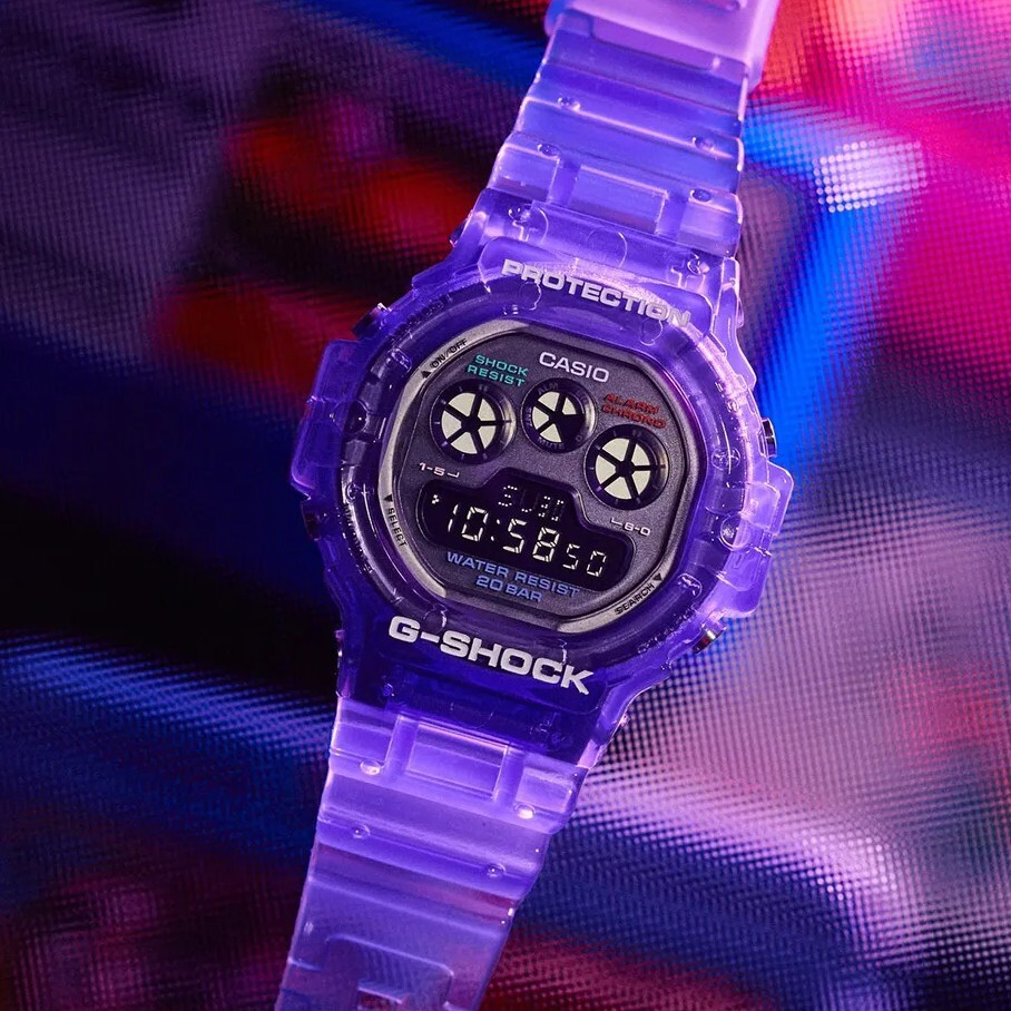 【CASIO 卡西歐】 G-SHOCK 亮麗的半透明 復古未來主義 耐衝擊 電子錶 DW-5900JT-6