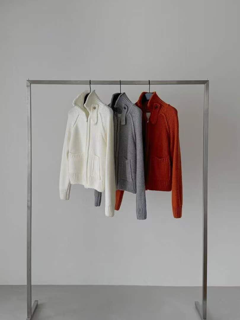 DR5401 立領扣帶拉鍊外套 *特價* (優惠碼同充值購物金不適用)