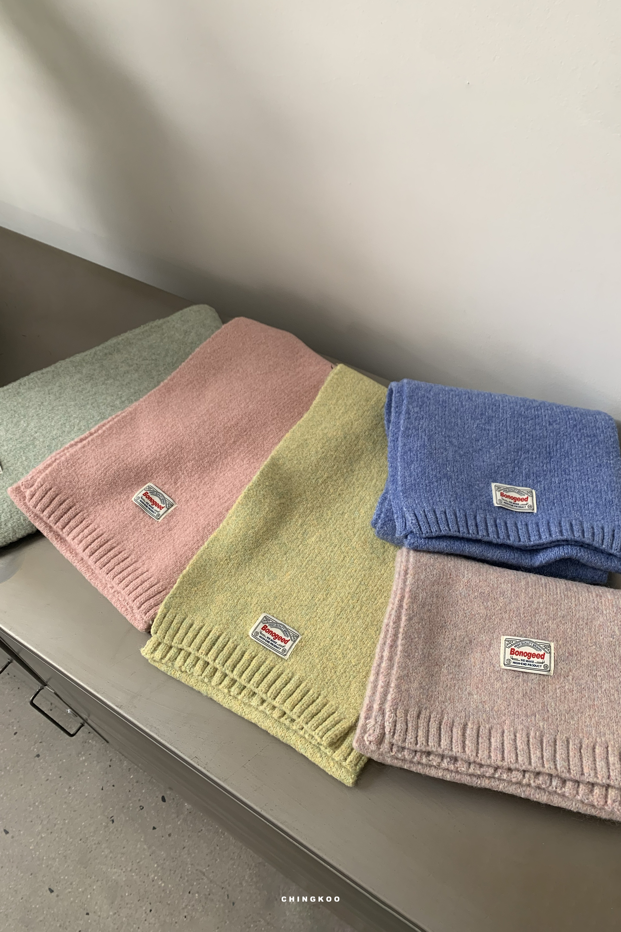 Winter Finale｜彩色雪花點點圍巾 5色