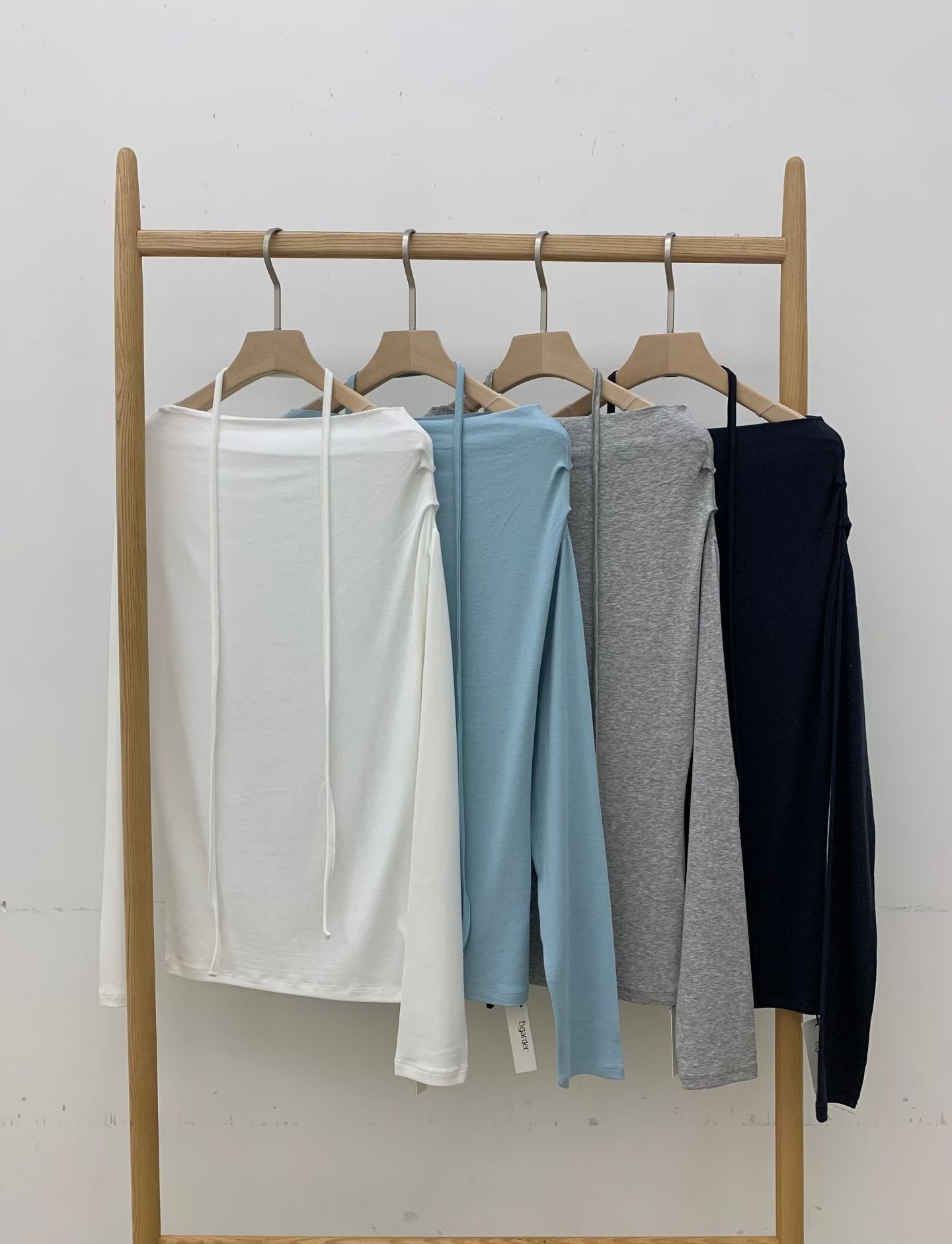 BG2610 boat neck Tee