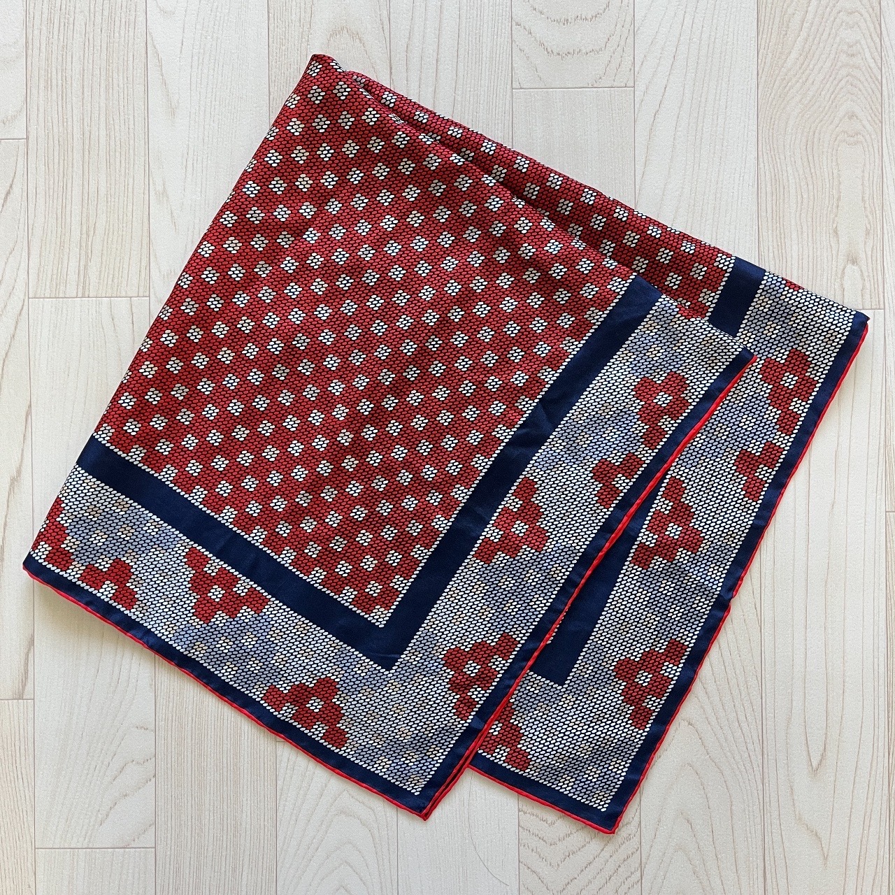 日本製紅藍拼色迷你格紋絲巾