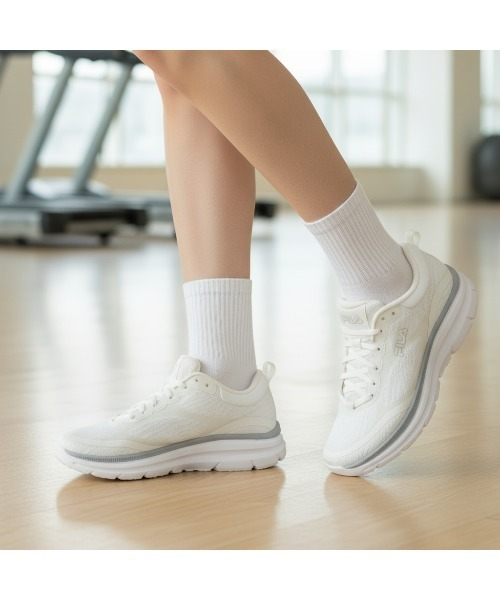 超低價！FILA RGB AKIMBO Running Shoes